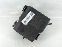 2019-2020 Hyundai Santa Fe Fusebox Fuse Box Panel Relay Module P/N:91956-S2020 Fits Fits 2019 2020 OEM Used Auto Parts - Oem