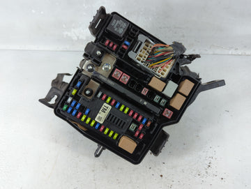2019-2020 Hyundai Santa Fe Fusebox Fuse Box Panel Relay Module P/N:91956-S2020 Fits Fits 2019 2020 OEM Used Auto Parts