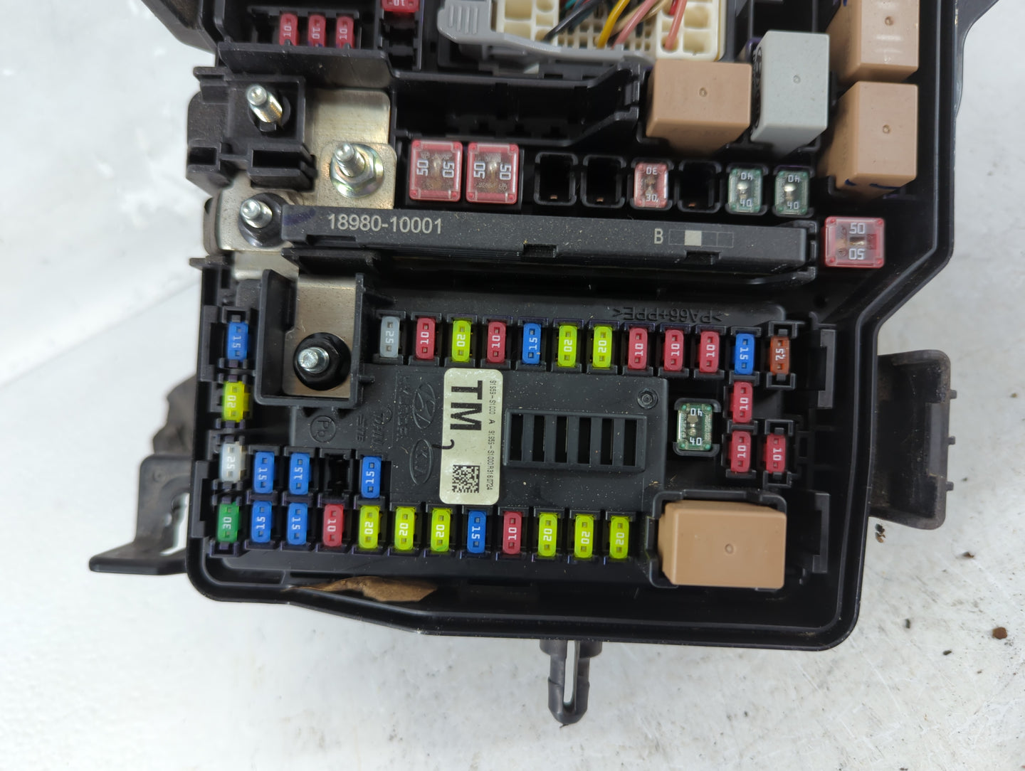 2019-2020 Hyundai Santa Fe Fusebox Fuse Box Panel Relay Module P/N:91956-S2020 Fits Fits 2019 2020 OEM Used Auto Parts - Oem
