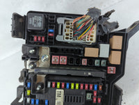 2019-2020 Hyundai Santa Fe Fusebox Fuse Box Panel Relay Module P/N:91956-S2020 Fits Fits 2019 2020 OEM Used Auto Parts - Oem