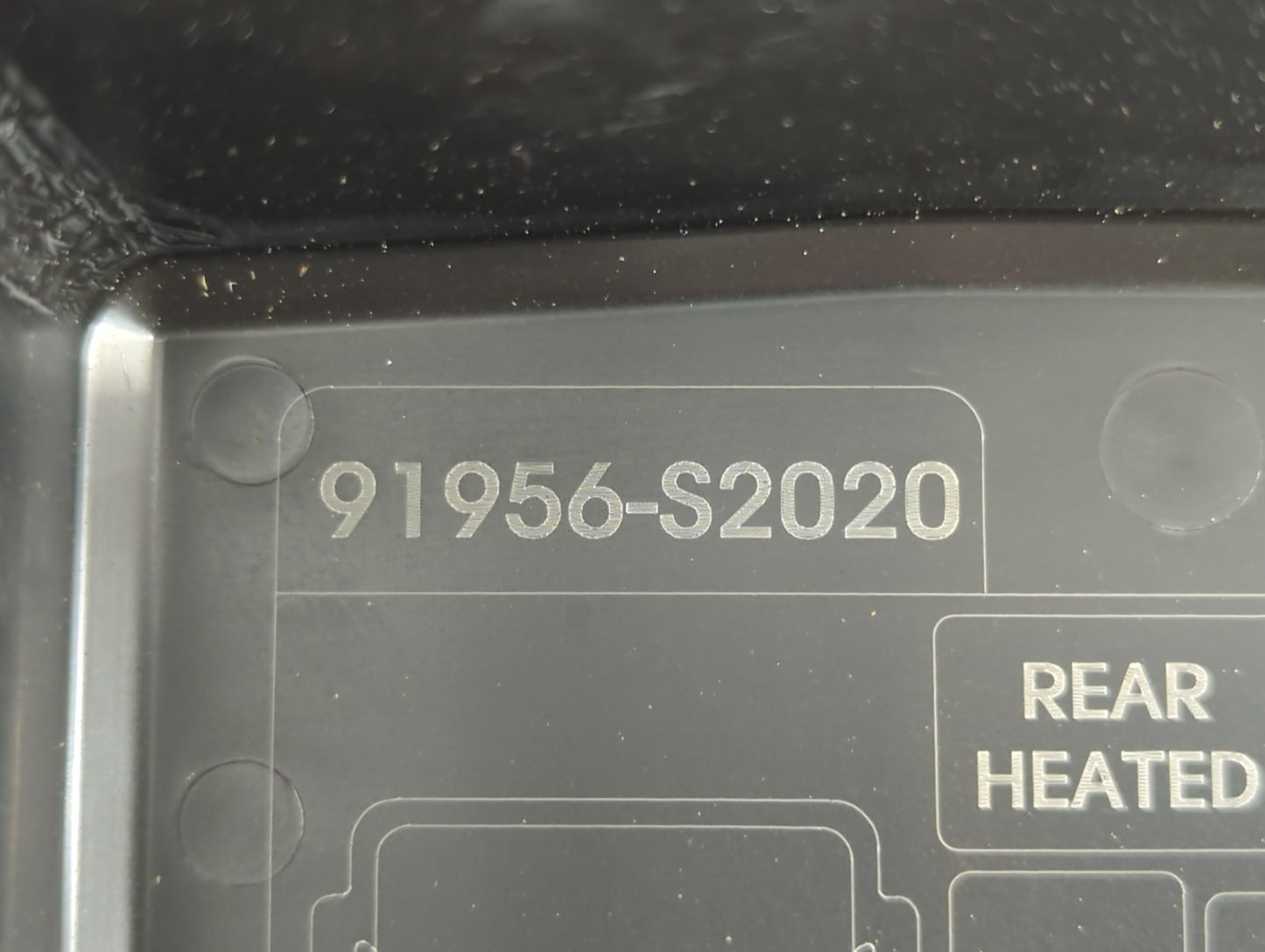 2019-2020 Hyundai Santa Fe Fusebox Fuse Box Panel Relay Module P/N:91956-S2020 Fits Fits 2019 2020 OEM Used Auto Parts - Oem