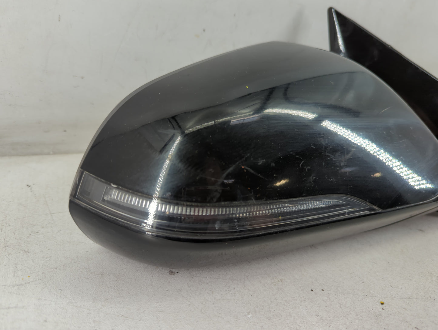 2018-2019 Hyundai Sonata Passenger Side View Mirror - Right Door Mirror OEM Used - Oemusedautoparts1.com