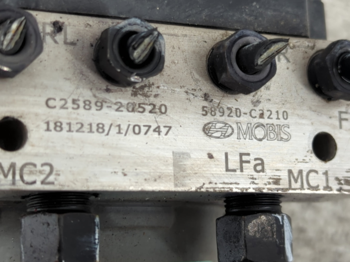 2018-2019 Hyundai Sonata ABS Pump Control Module Replacement P/N:61589-45100 58920-C2210 Fits Fits 2018 2019 OEM Used Auto P