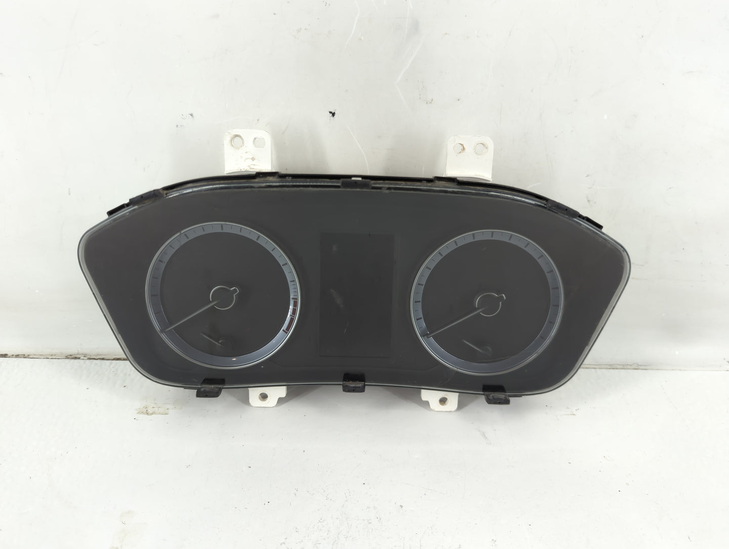 2019 Hyundai Sonata Instrument Cluster Speedometer Gauges P/N:94051-C2090 Fits OEM Used Auto Parts - Oemusedautoparts1.com