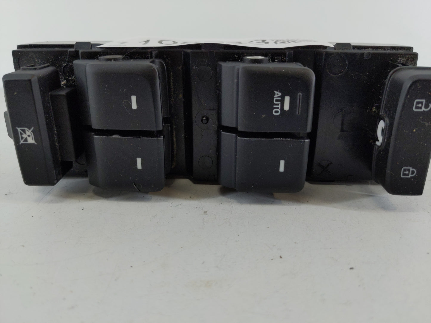 2015-2019 Hyundai Sonata Master Power Window Switch Replacement Driver Side Left P/N:93570-C1000 Fits OEM Used Auto Parts - 