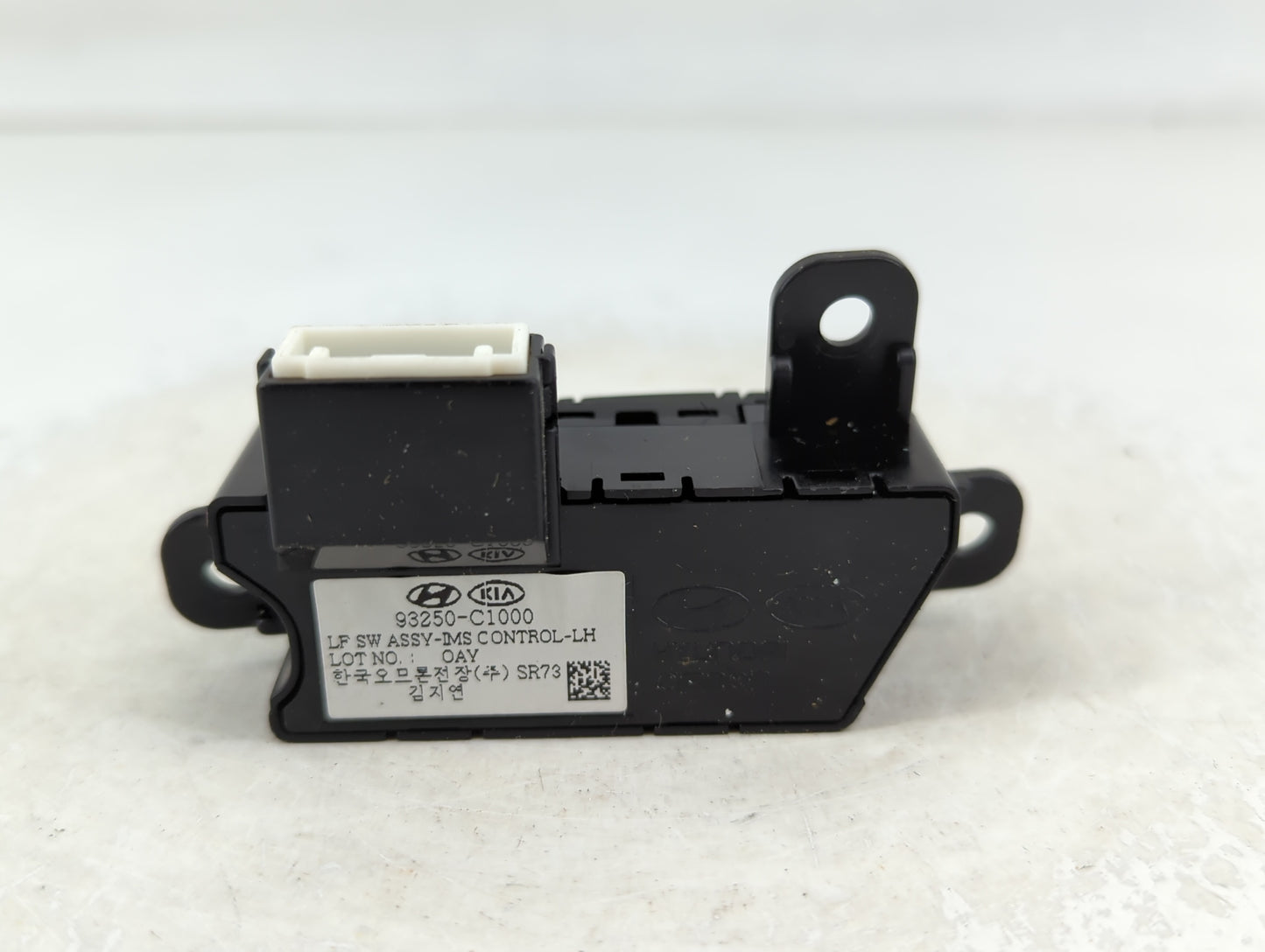 2015-2019 Hyundai Sonata Master Power Window Switch Replacement Driver Side Left P/N:93250-C1000 93570-C1120 Fits OEM Used A