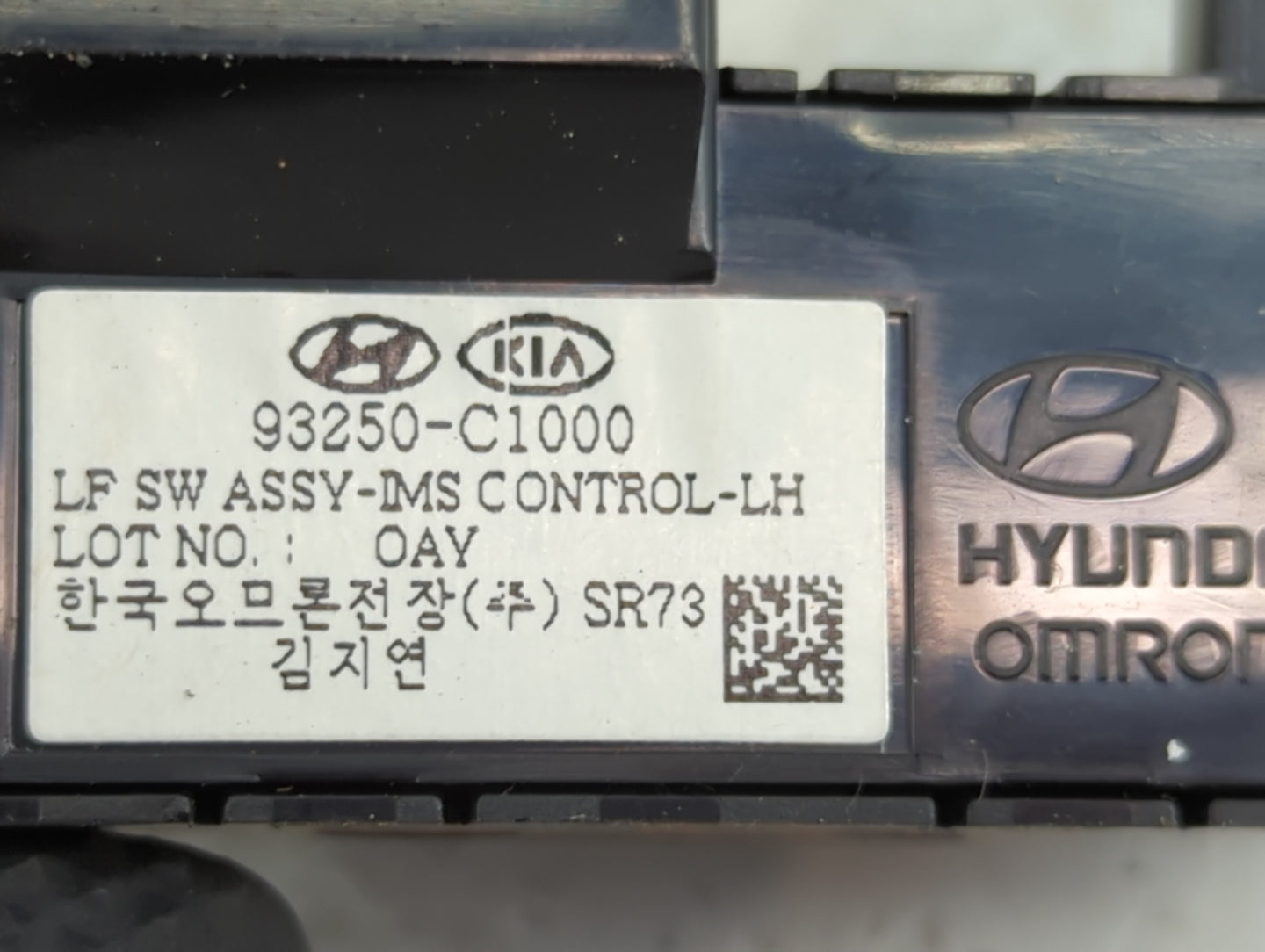 2015-2019 Hyundai Sonata Master Power Window Switch Replacement Driver Side Left P/N:93250-C1000 93570-C1120 Fits OEM Used A