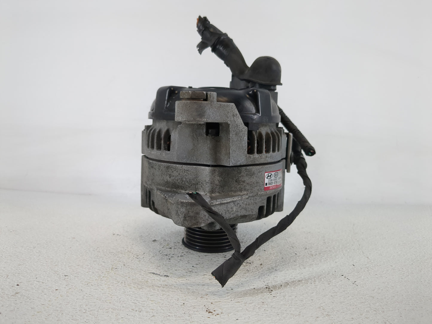 2016-2017 Hyundai Sonata Alternator Replacement Generator Charging Assembly Engine OEM P/N:37300-2G061 Fits Fits 2016 2017 O