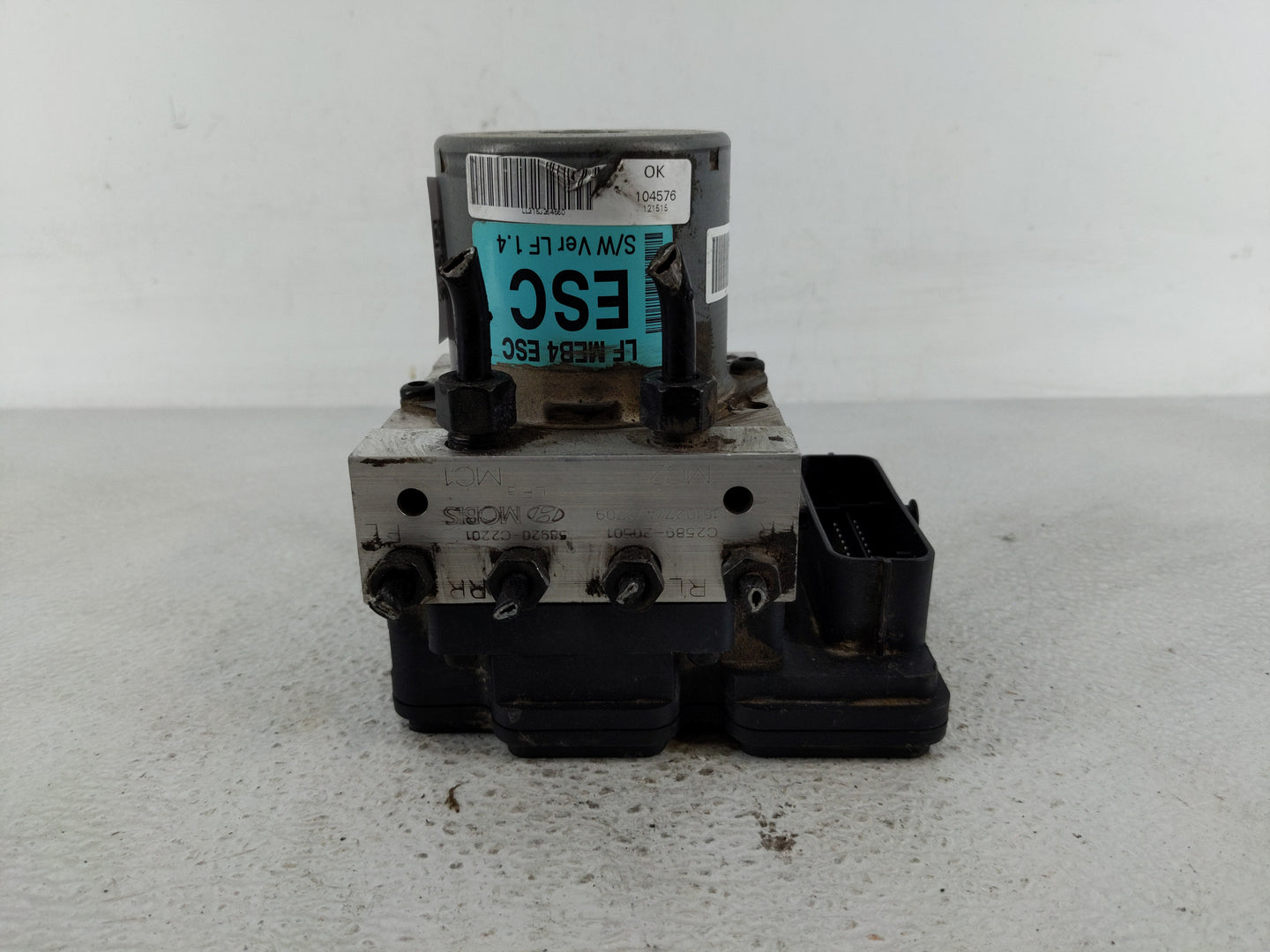 2018-2019 Hyundai Sonata ABS Pump Control Module Replacement P/N:61589-45100 58920-C2210 Fits Fits 2018 2019 OEM Used Auto P