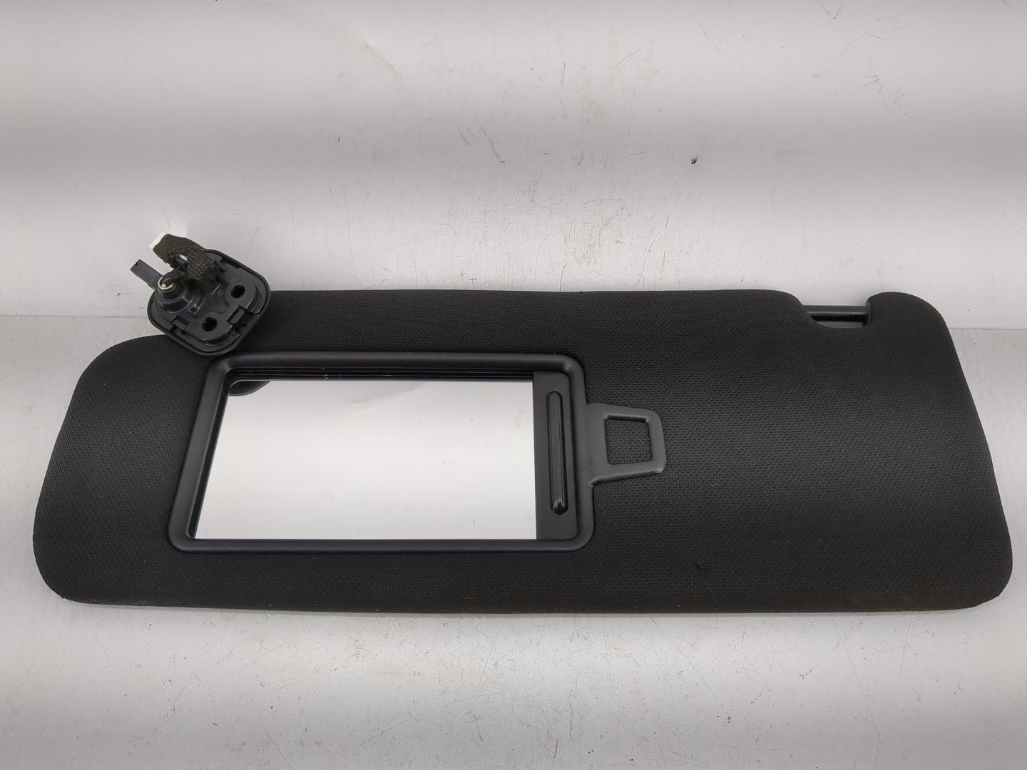 2015-2019 Hyundai Sonata Sun Visor Shade Replacement Driver Left Mirror Fits Fits 2015 2016 2017 2018 2019 OEM Used Auto Par