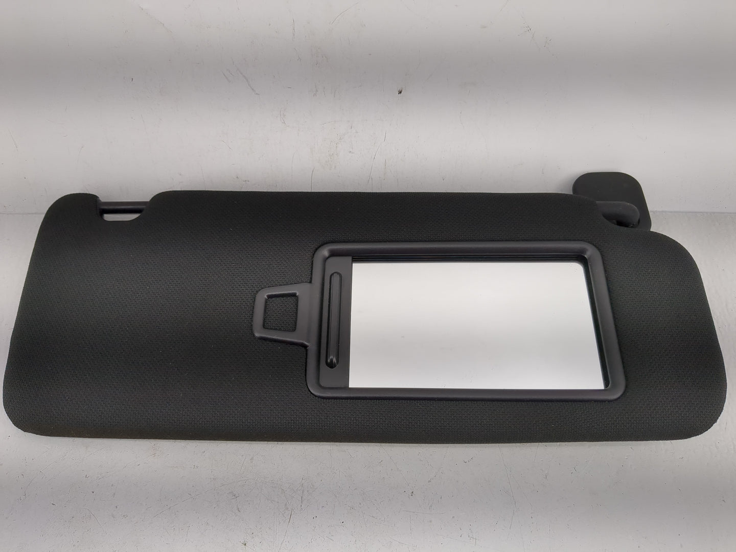 2015-2019 Hyundai Sonata Sun Visor Shade Replacement Passenger Right Mirror Fits Fits 2015 2016 2017 2018 2019 OEM Used Auto