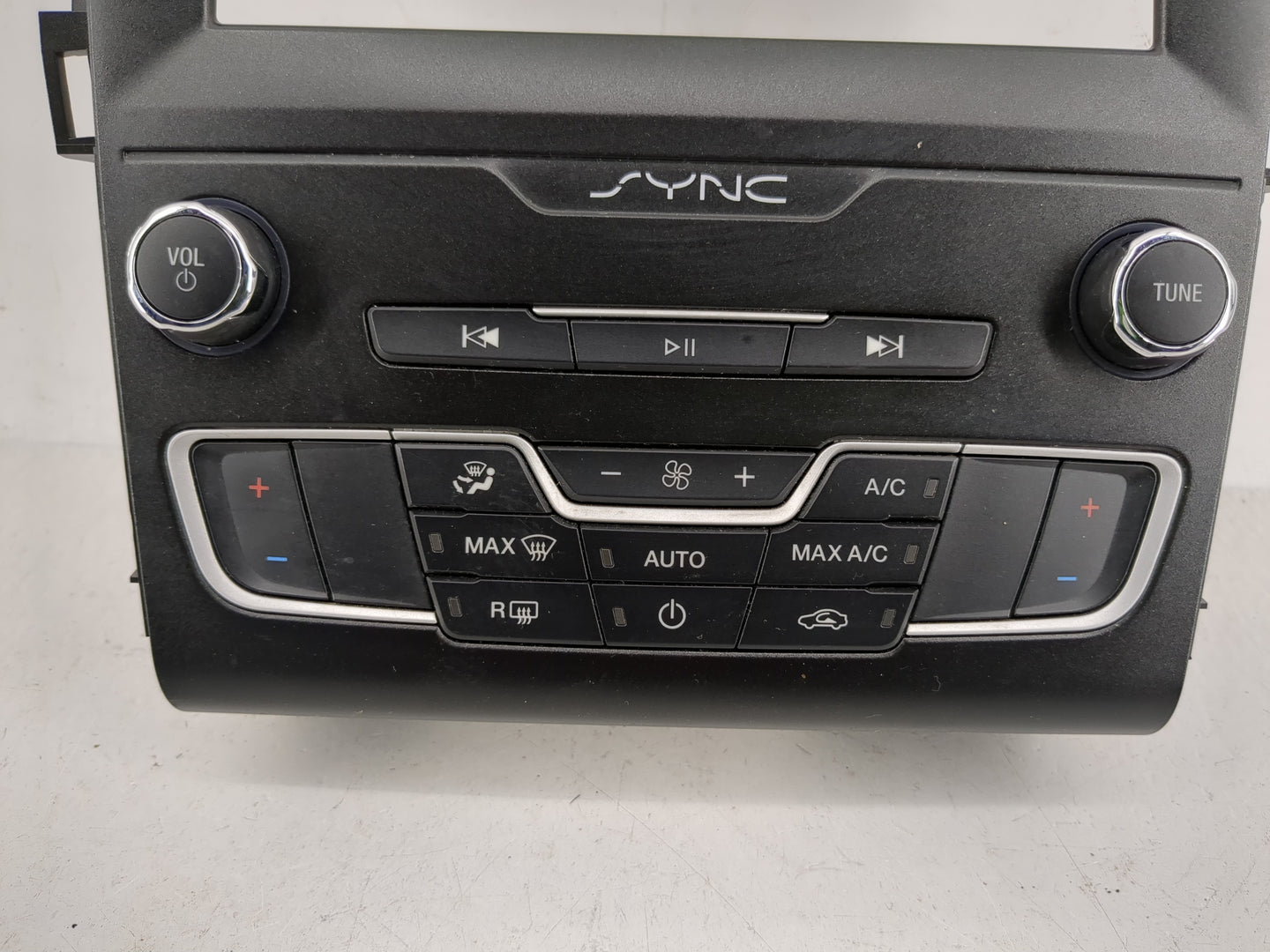 2019 Hyundai Sonata Radio AM FM Cd Player Receiver Replacement P/N:LS7T-18E245-CGB 94510-C2AB0 Fits OEM Used Auto Parts - Oe