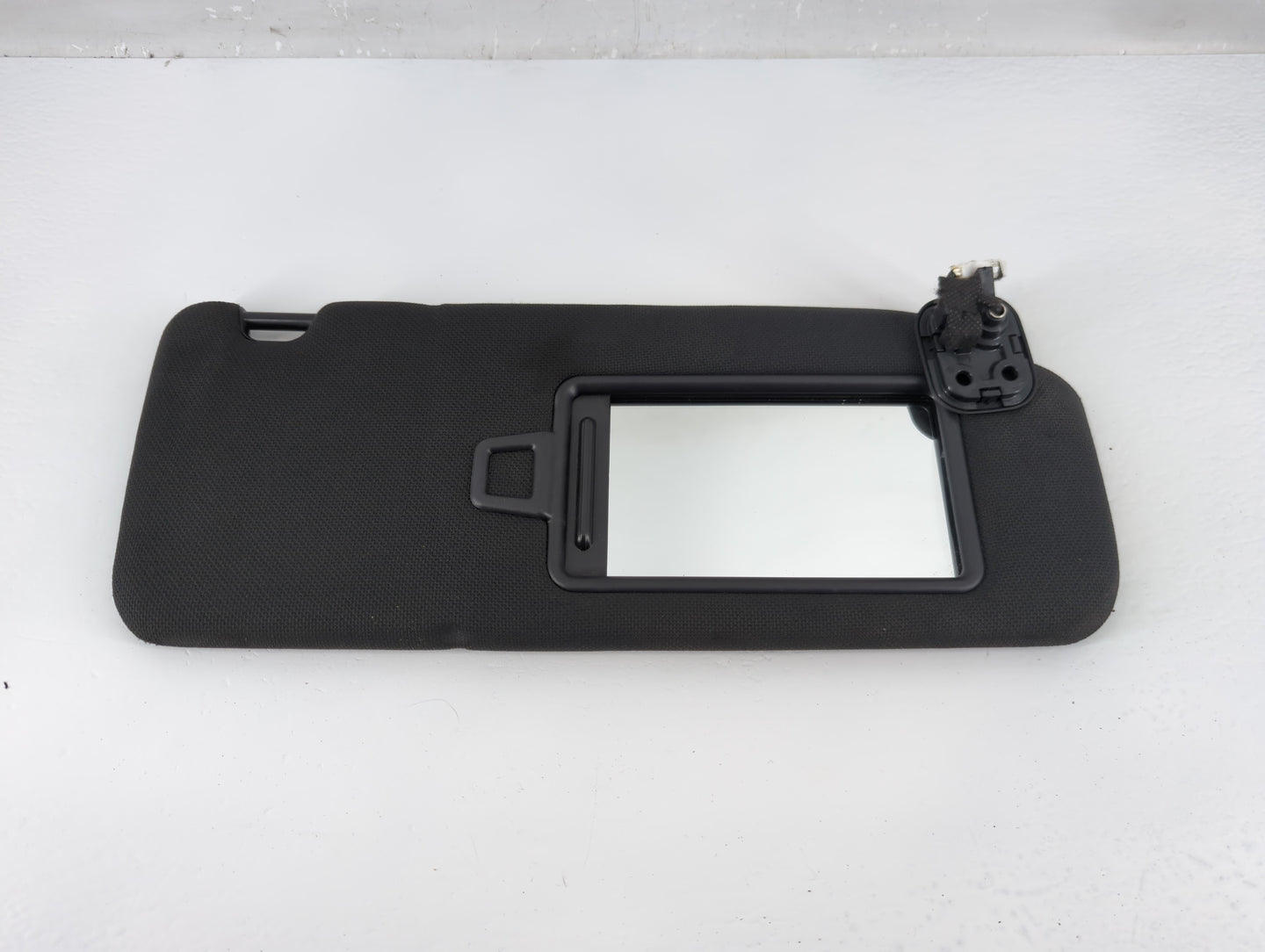 2016-2019 Hyundai Sonata Sun Visor Shade Replacement Passenger Right Mirror Fits Fits 2016 2017 2018 2019 OEM Used Auto Part