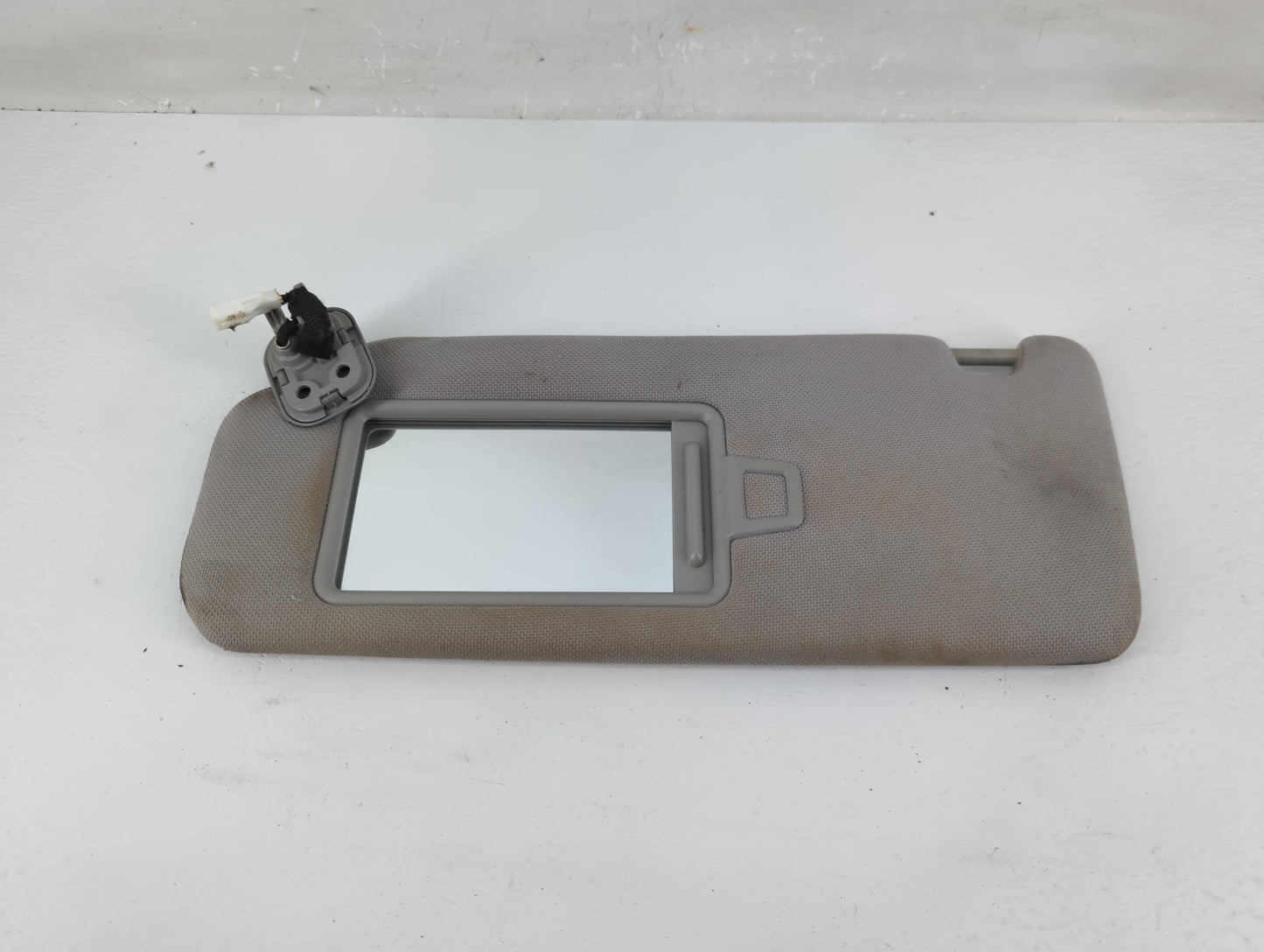 2015-2019 Hyundai Sonata Sun Visor Shade Replacement Driver Left Mirror Fits Fits 2015 2016 2017 2018 2019 OEM Used Auto Par