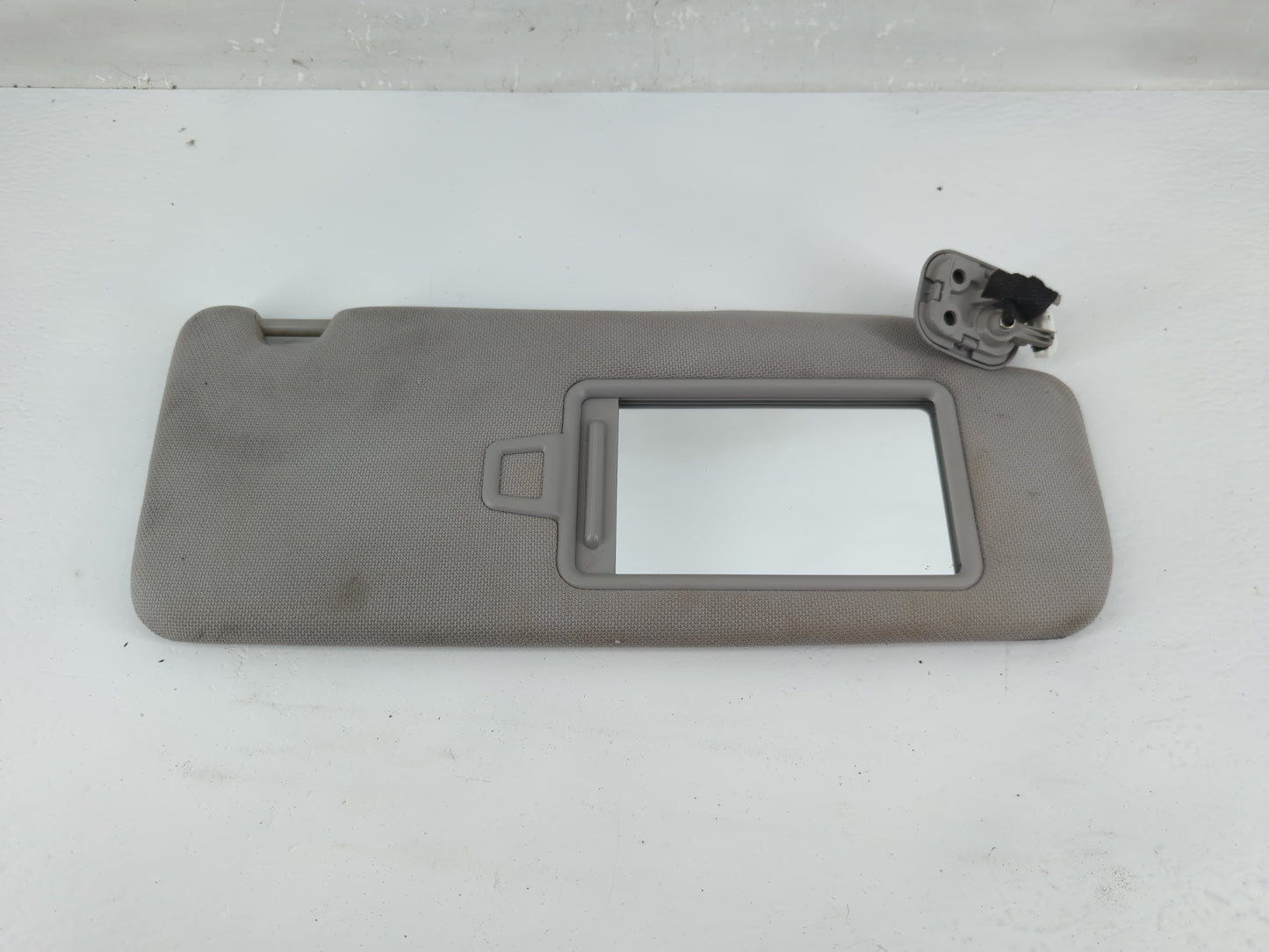 2015-2019 Hyundai Sonata Sun Visor Shade Replacement Passenger Right Mirror Fits Fits 2015 2016 2017 2018 2019 OEM Used Auto