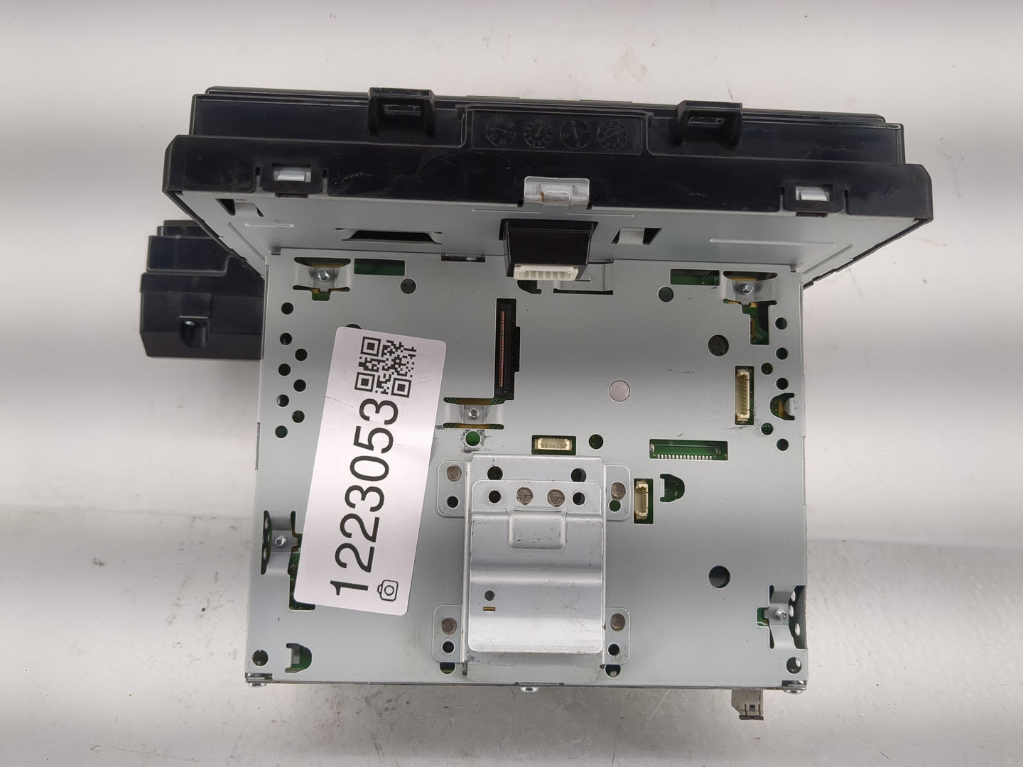 2018-2019 Hyundai Sonata Radio AM FM Cd Player Receiver Replacement P/N:96560-C2UU14X Fits Fits 2018 2019 OEM Used Auto Part