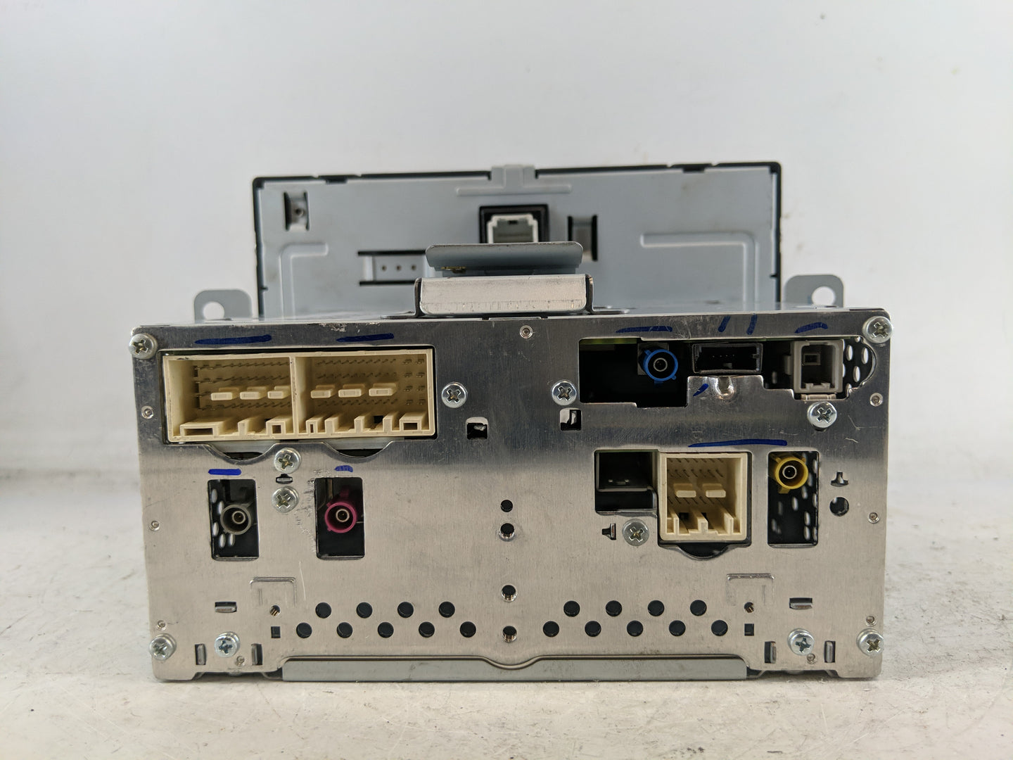 2018-2019 Hyundai Sonata Radio AM FM Cd Player Receiver Replacement P/N:96160C2UB04X Fits Fits 2018 2019 OEM Used Auto Parts