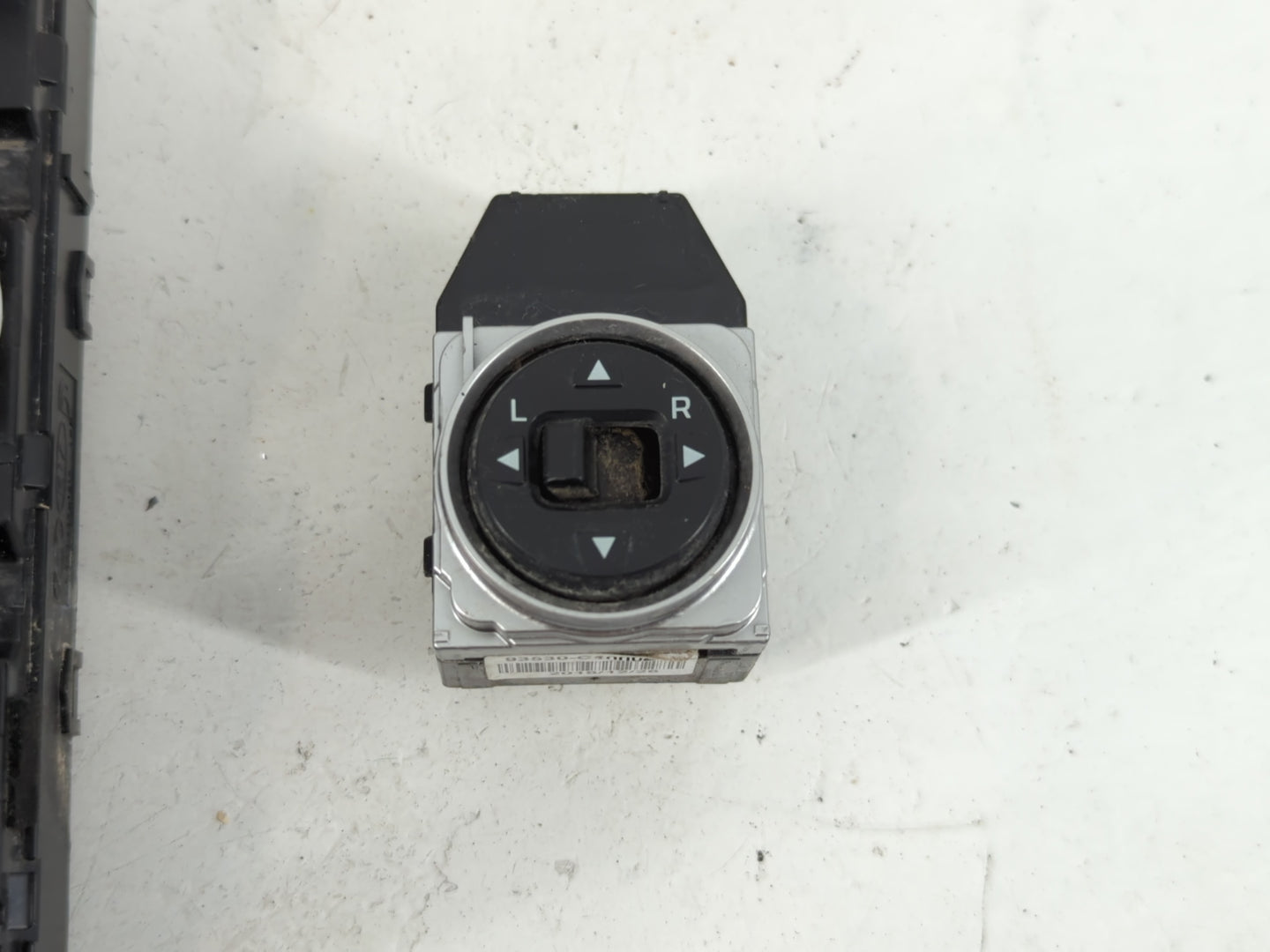 2018-2019 Hyundai Sonata Master Power Window Switch Replacement Driver Side Left P/N:93570C1000 Fits Fits 2018 2019 OEM Used
