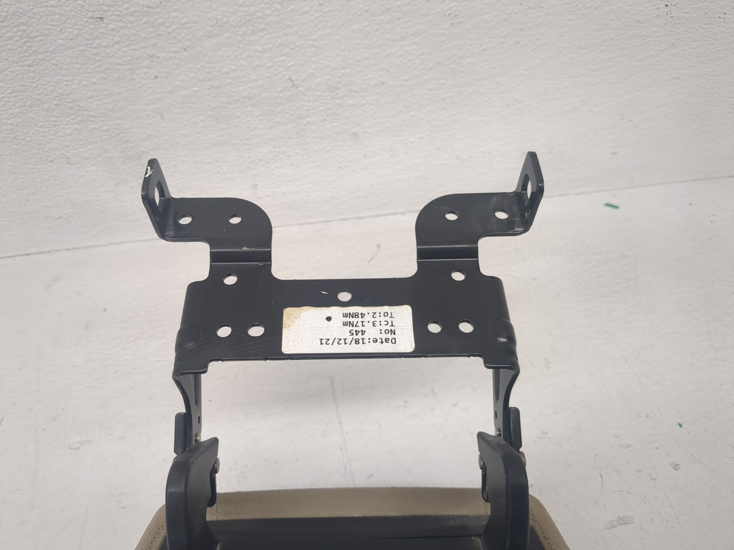 2019 Hyundai Sonata Center Console Armrest Cover Lid Fits OEM Used Auto Parts - Oemusedautoparts1.com