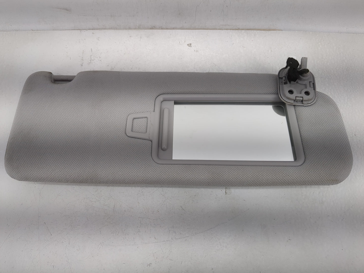 2016-2019 Hyundai Sonata Sun Visor Shade Replacement Passenger Right Mirror Fits Fits 2016 2017 2018 2019 OEM Used Auto Part