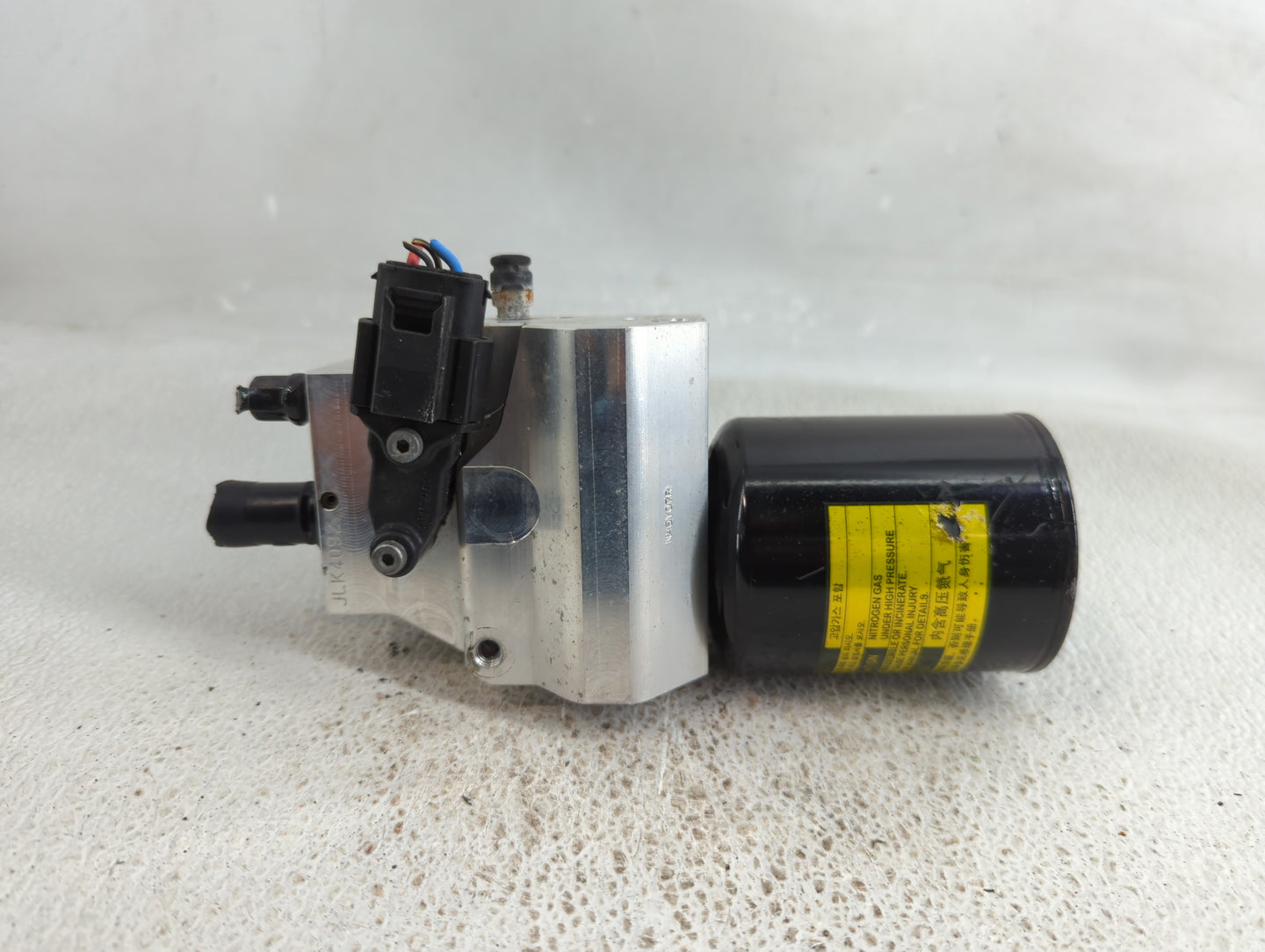 2018-2019 Hyundai Sonata ABS Pump Control Module Replacement P/N:58600-A8000 58920-C2210 Fits Fits 2017 2018 2019 2020 OEM U