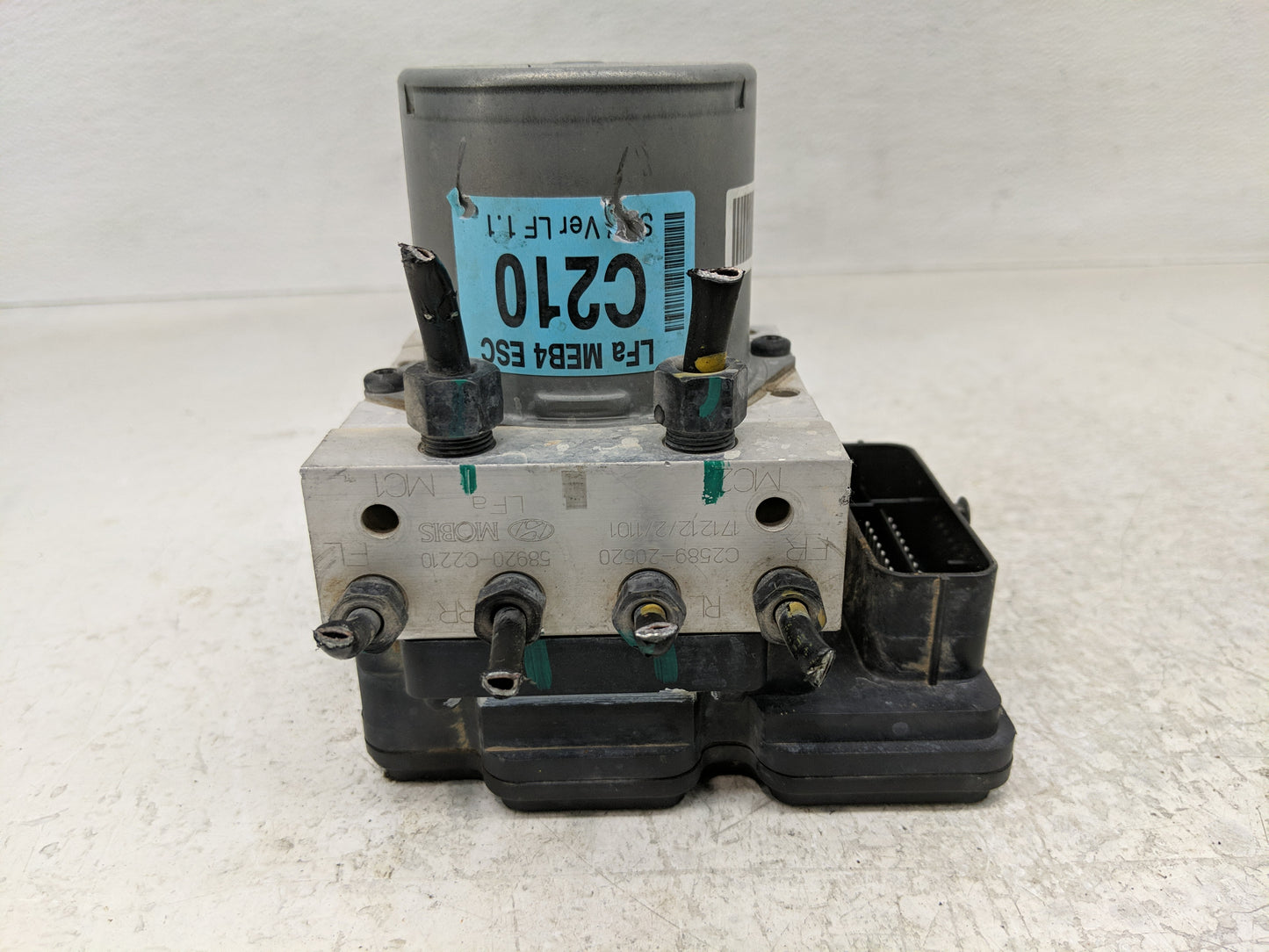 2018-2019 Hyundai Sonata ABS Pump Control Module Replacement P/N:61589-45100 58920-C2210 Fits Fits 2018 2019 OEM Used Auto P