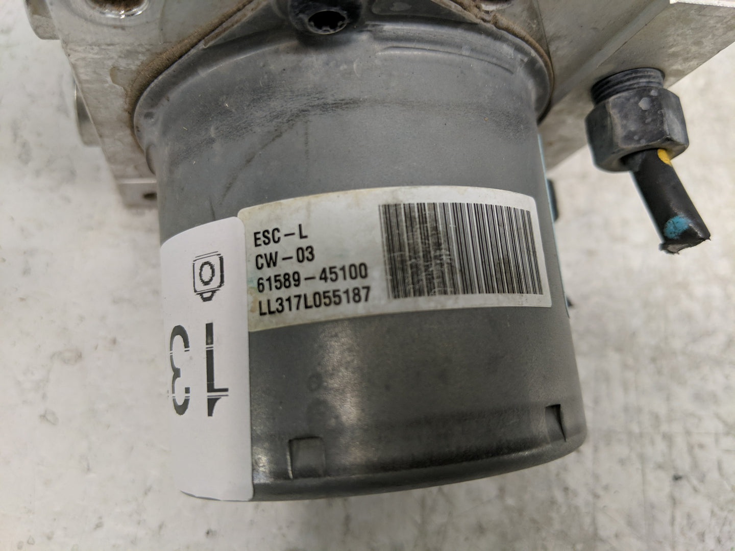 2018-2019 Hyundai Sonata ABS Pump Control Module Replacement P/N:61589-45100 58920-C2210 Fits Fits 2018 2019 OEM Used Auto P