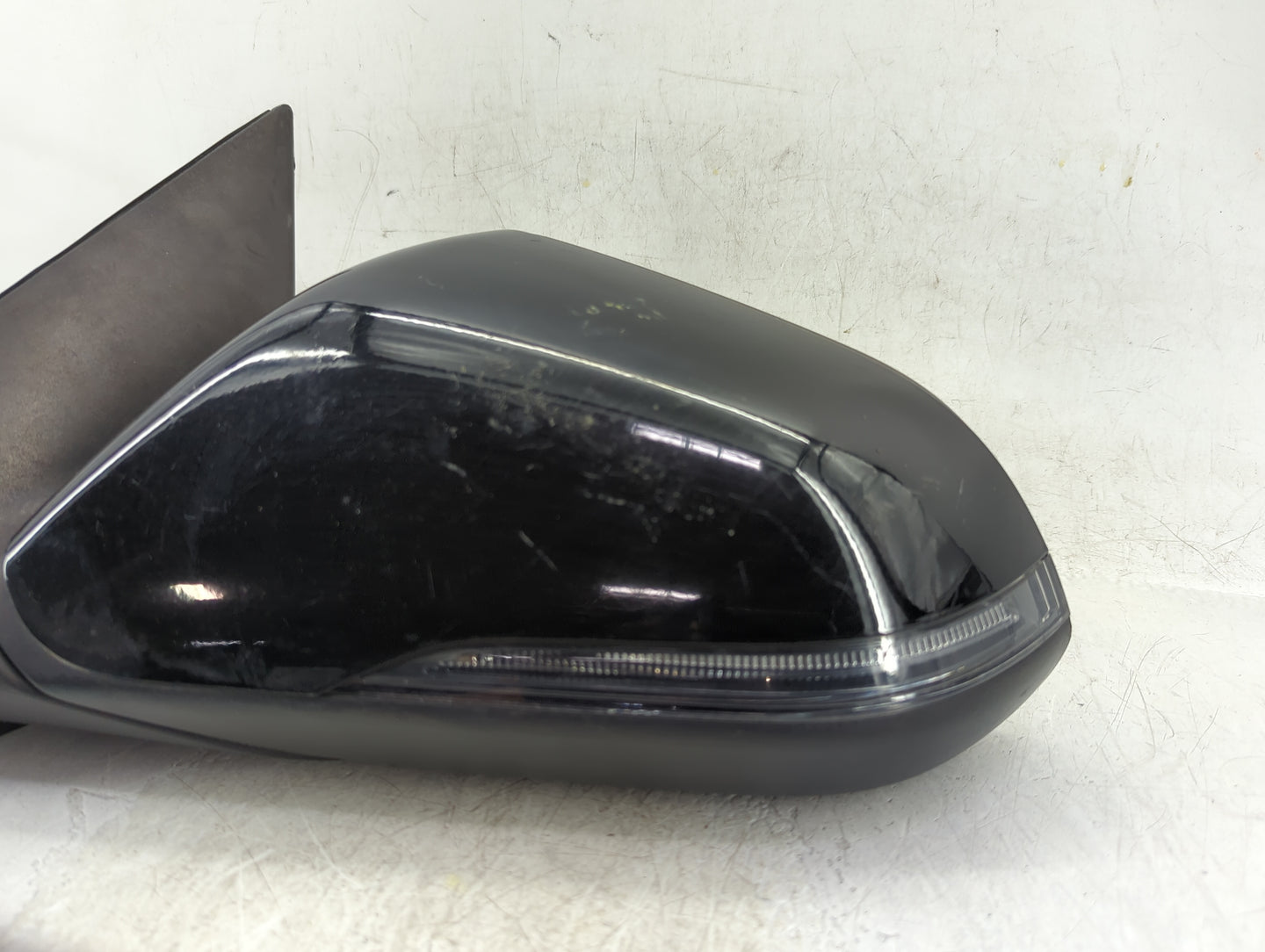 2018-2019 Hyundai Sonata Driver Side View Mirror - Left Door Mirror OEM Used - Oemusedautoparts1.com