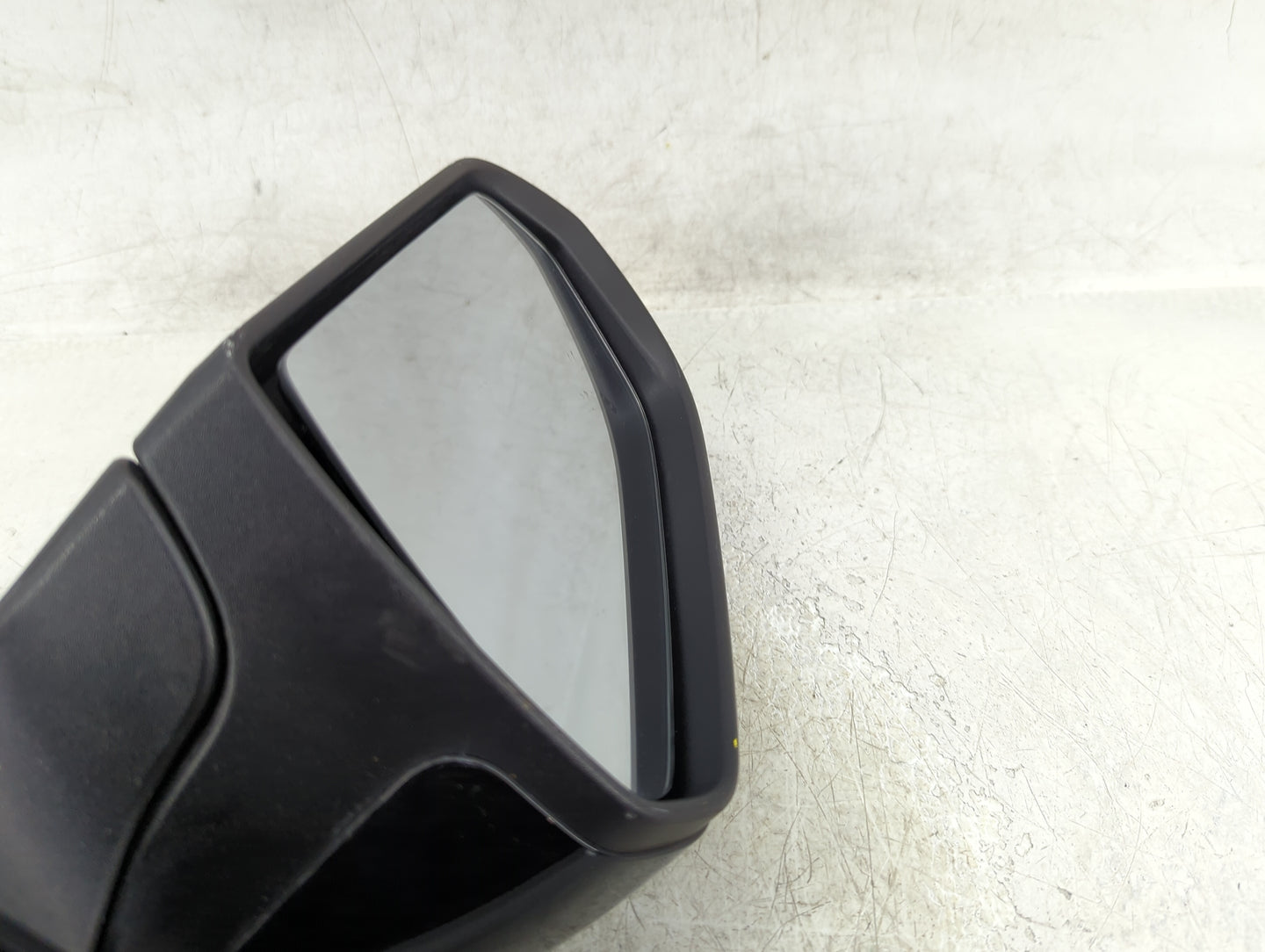2018-2019 Hyundai Sonata Driver Side View Mirror - Left Door Mirror OEM Used - Oemusedautoparts1.com