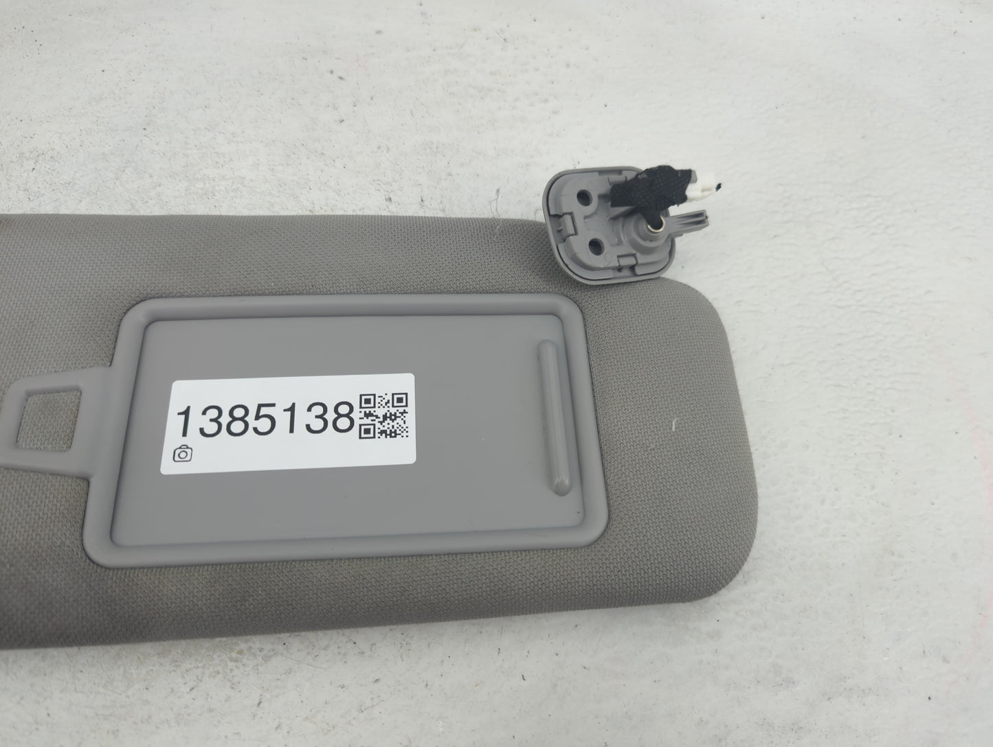 2015-2019 Hyundai Sonata Sun Visor Shade Replacement Passenger Right Mirror Fits Fits 2015 2016 2017 2018 2019 OEM Used Auto