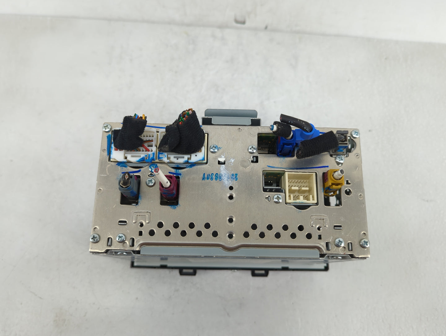 2018-2019 Hyundai Sonata Radio AM FM Cd Player Receiver Replacement P/N:96160C2UB04X Fits Fits 2018 2019 OEM Used Auto Parts