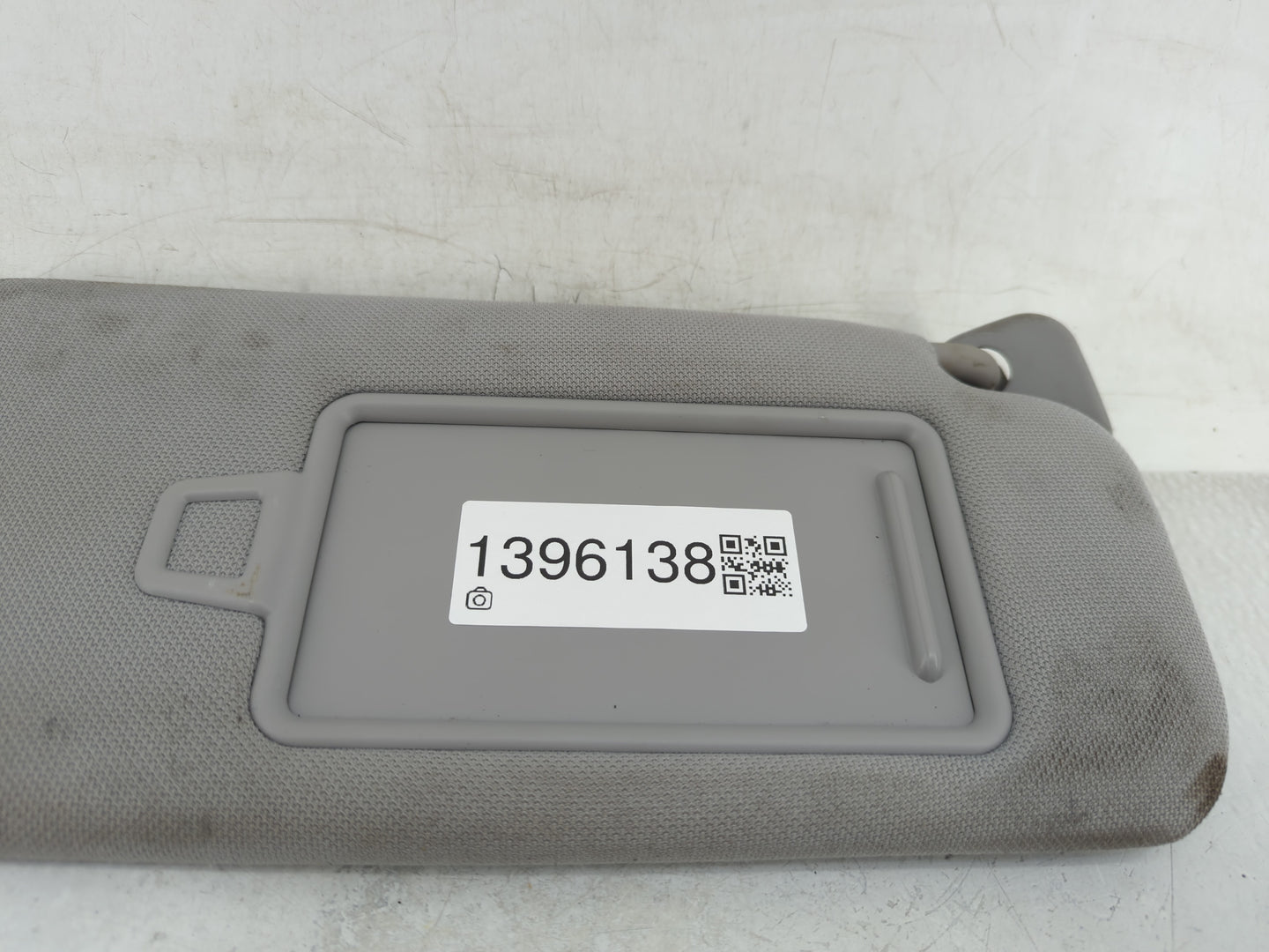 2015-2019 Hyundai Sonata Sun Visor Shade Replacement Driver Left Mirror Fits Fits 2015 2016 2017 2018 2019 OEM Used Auto Par
