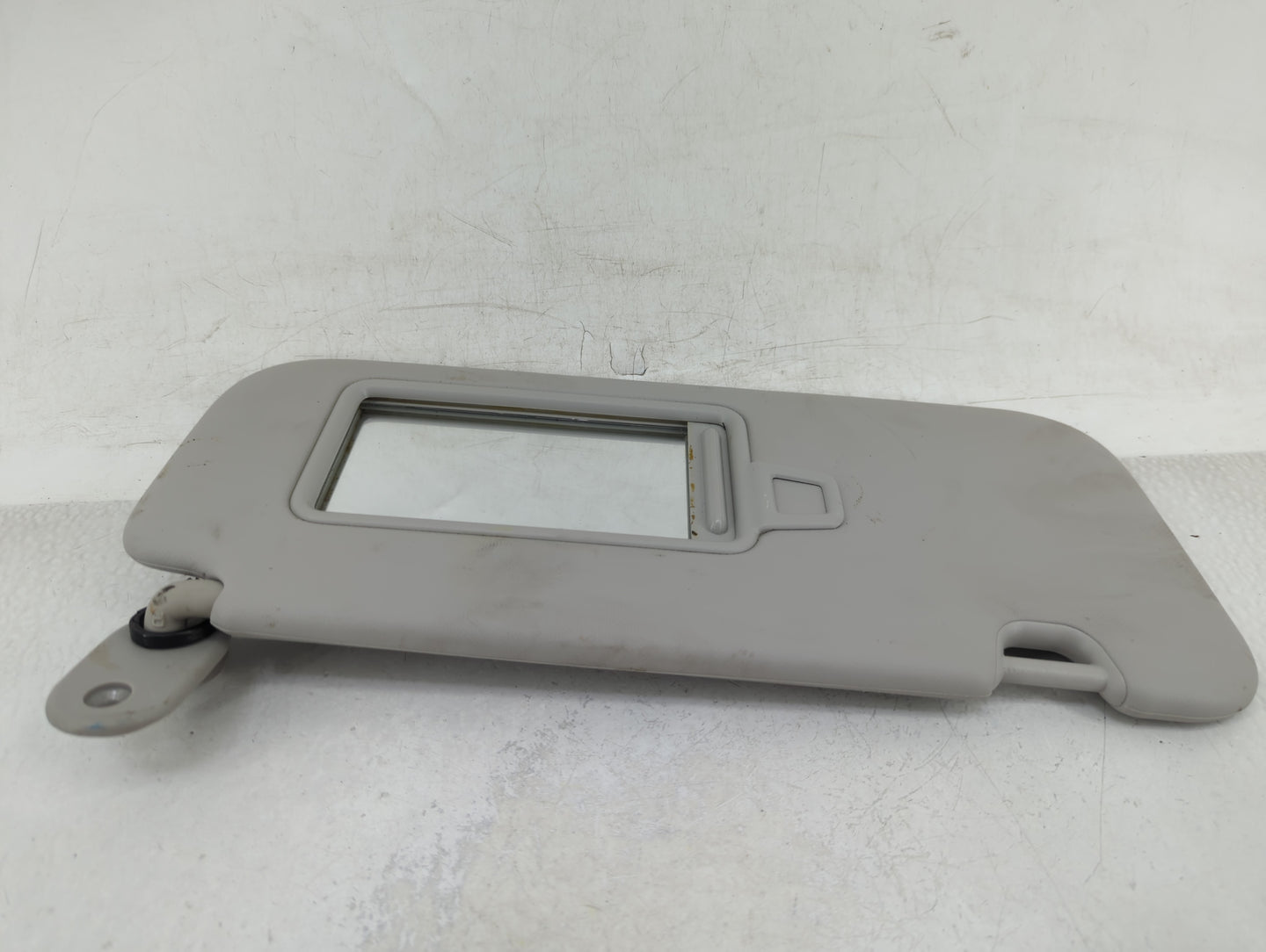 2015-2019 Hyundai Sonata Sun Visor Shade Replacement Passenger Right Mirror Fits Fits 2015 2016 2017 2018 2019 OEM Used Auto