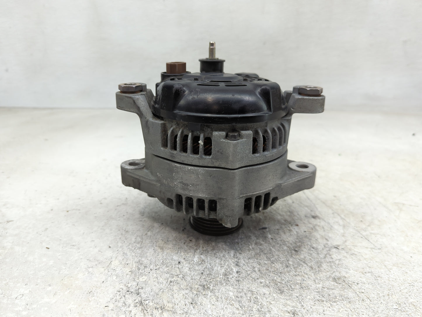 2015-2019 Hyundai Sonata Alternator Replacement Generator Charging Assembly Engine OEM P/N:37300-2G061 Fits OEM Used Auto Pa