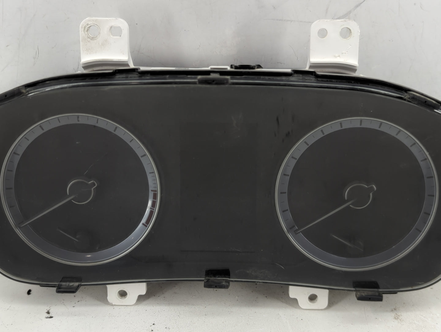 2018-2019 Hyundai Sonata Instrument Cluster Speedometer Gauges P/N:A3C0172100000 Fits Fits 2018 2019 OEM Used Auto Parts - O