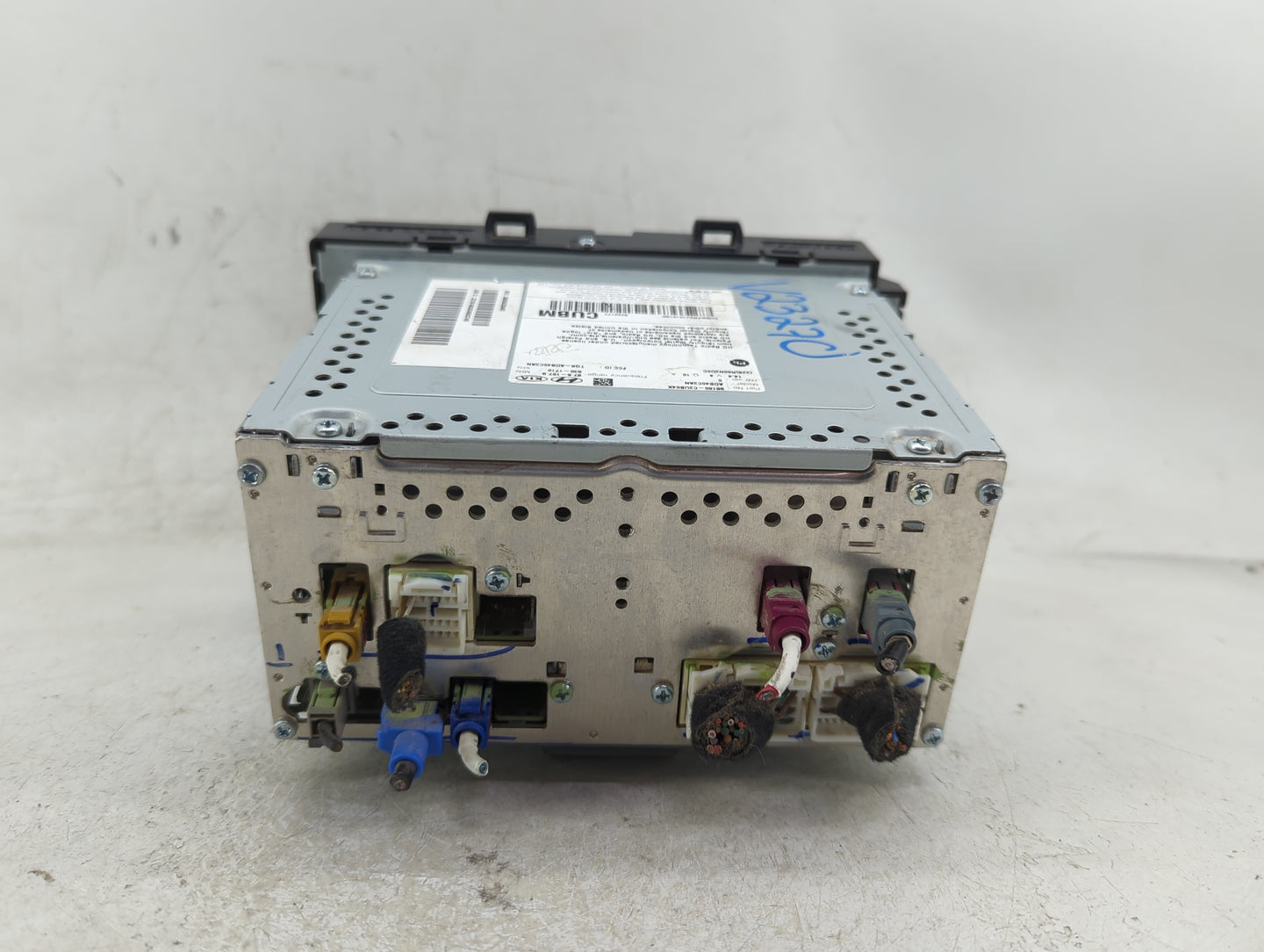 2018-2019 Hyundai Sonata Radio AM FM Cd Player Receiver Replacement P/N:96160-C2UB04X Fits Fits 2018 2019 OEM Used Auto Part