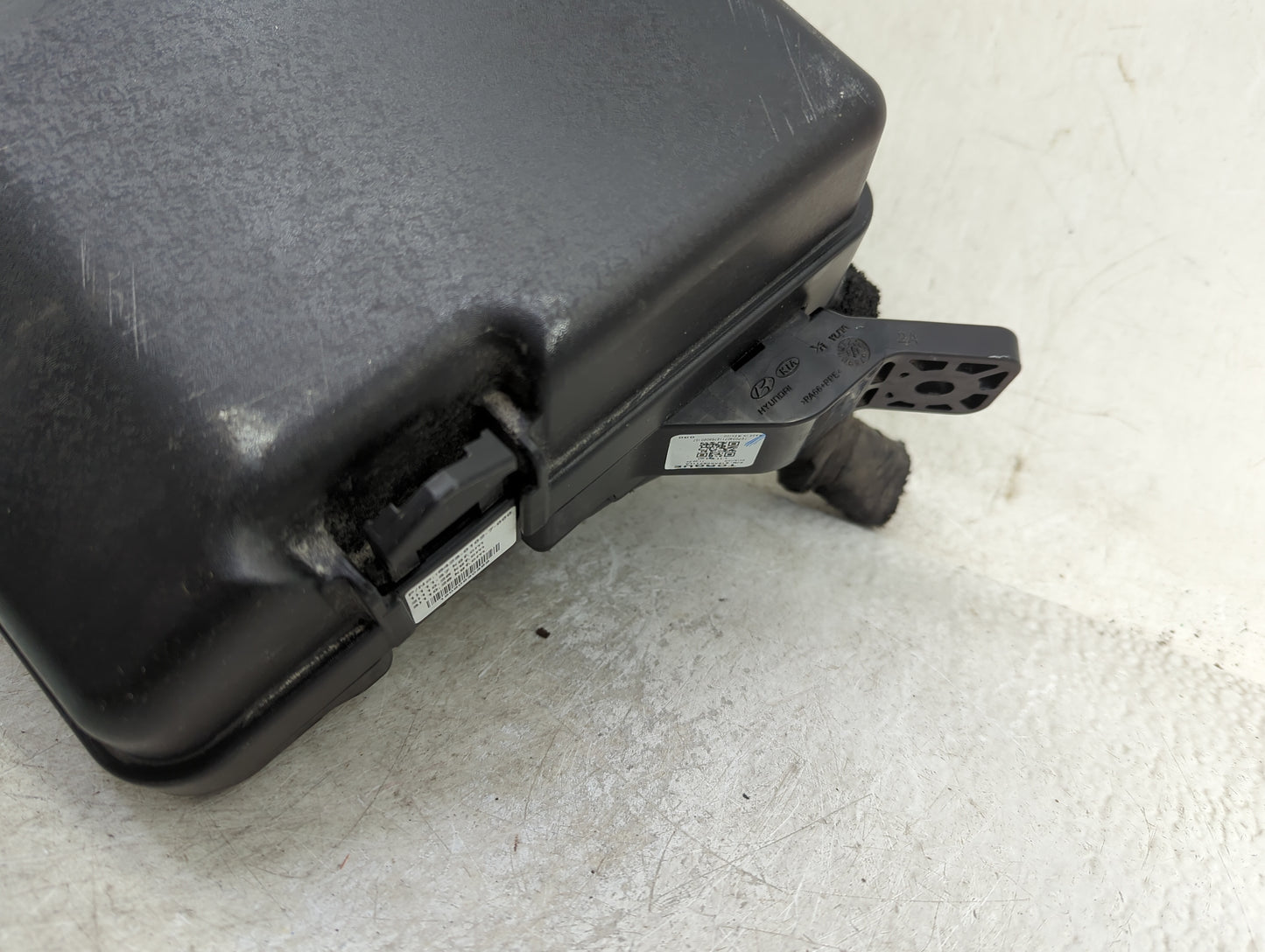 2018-2019 Hyundai Sonata Fusebox Fuse Box Panel Relay Module Fits Fits 2018 2019 OEM Used Auto Parts - Oemusedautoparts1.com