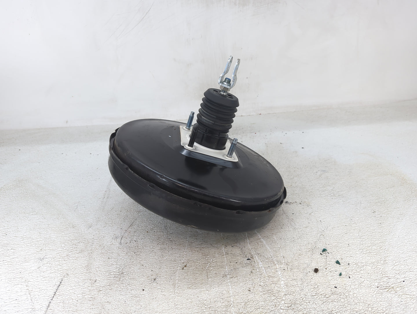 2015-2019 Hyundai Sonata Power Brake Booster Oem 1422928 - Oemusedautoparts1.com