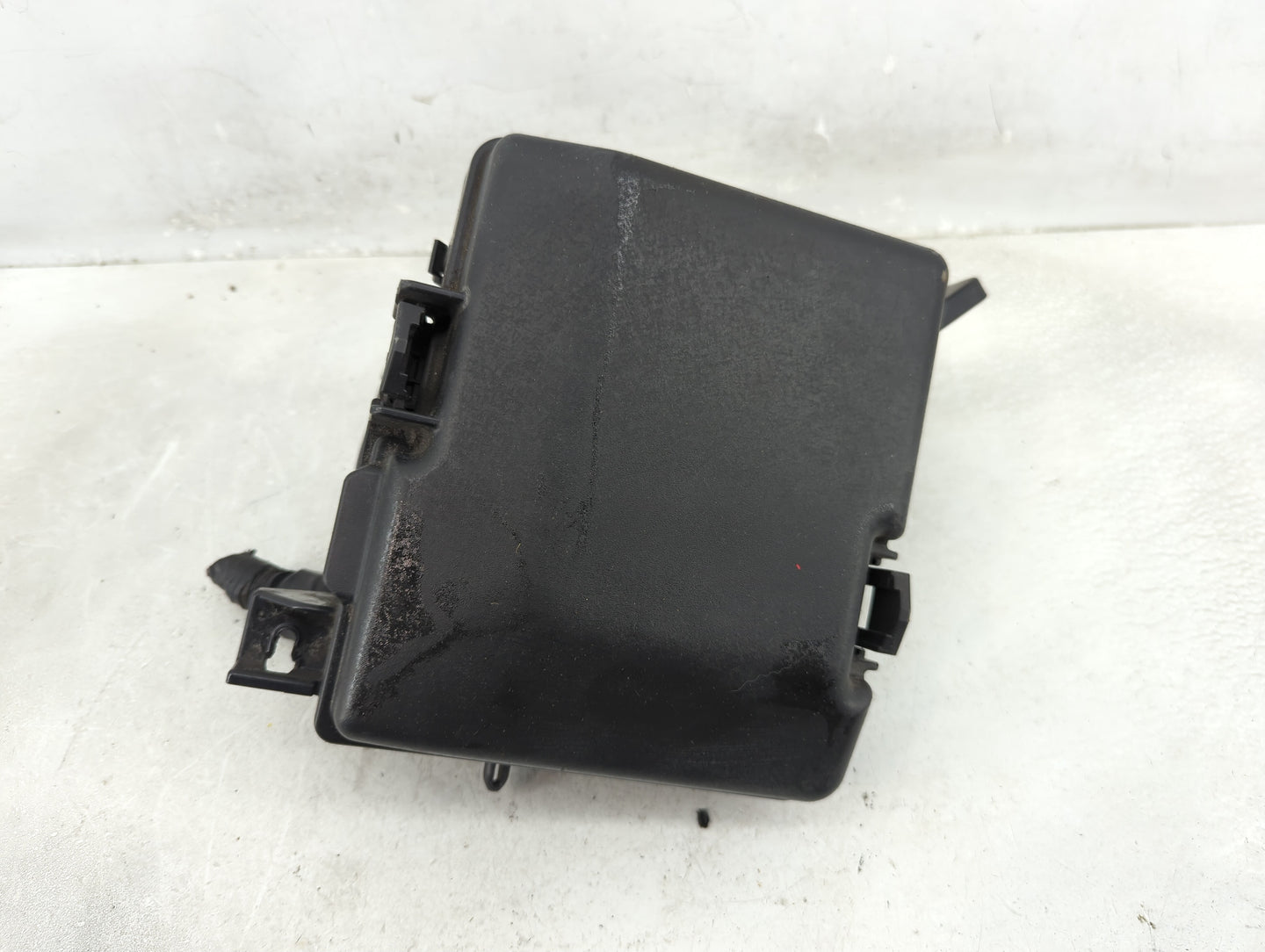 2018-2019 Hyundai Sonata Fusebox Fuse Box Panel Relay Module P/N:91951-C2850 Fits Fits 2018 2019 OEM Used Auto Parts - Oemus