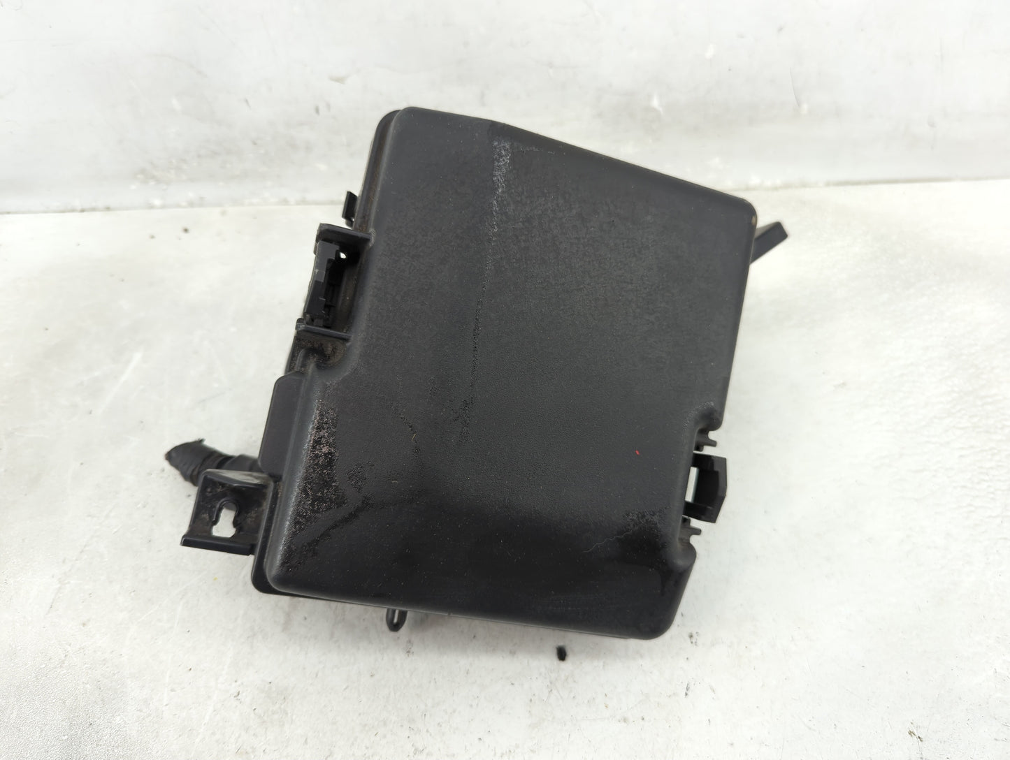 2018-2019 Hyundai Sonata Fusebox Fuse Box Panel Relay Module P/N:91951-C2850 Fits Fits 2018 2019 OEM Used Auto Parts - Oemus