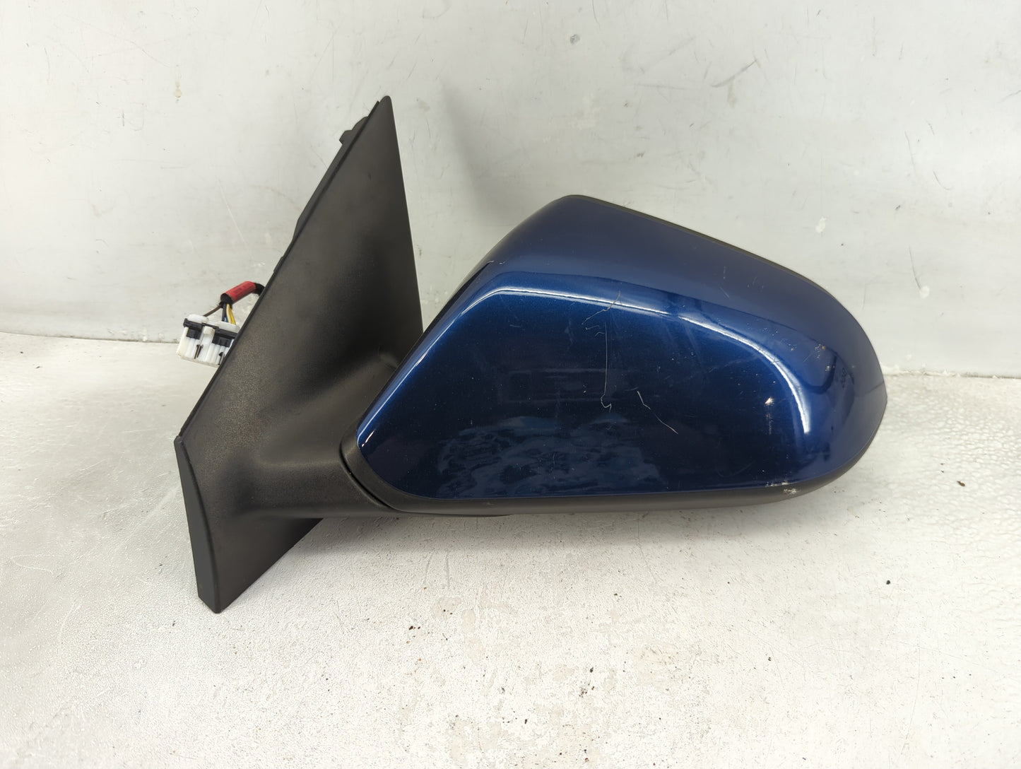 2018-2019 Hyundai Sonata Driver Side View Mirror - Left Door Mirror OEM Used - Oemusedautoparts1.com