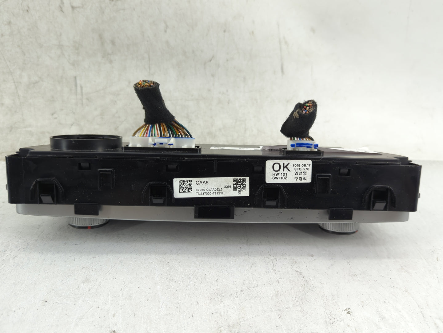 2018-2019 Hyundai Sonata Climate Control Module Temperature AC/Heater Replacement P/N:97250-C2AA0ZL5 Fits Fits 2018 2019 OEM