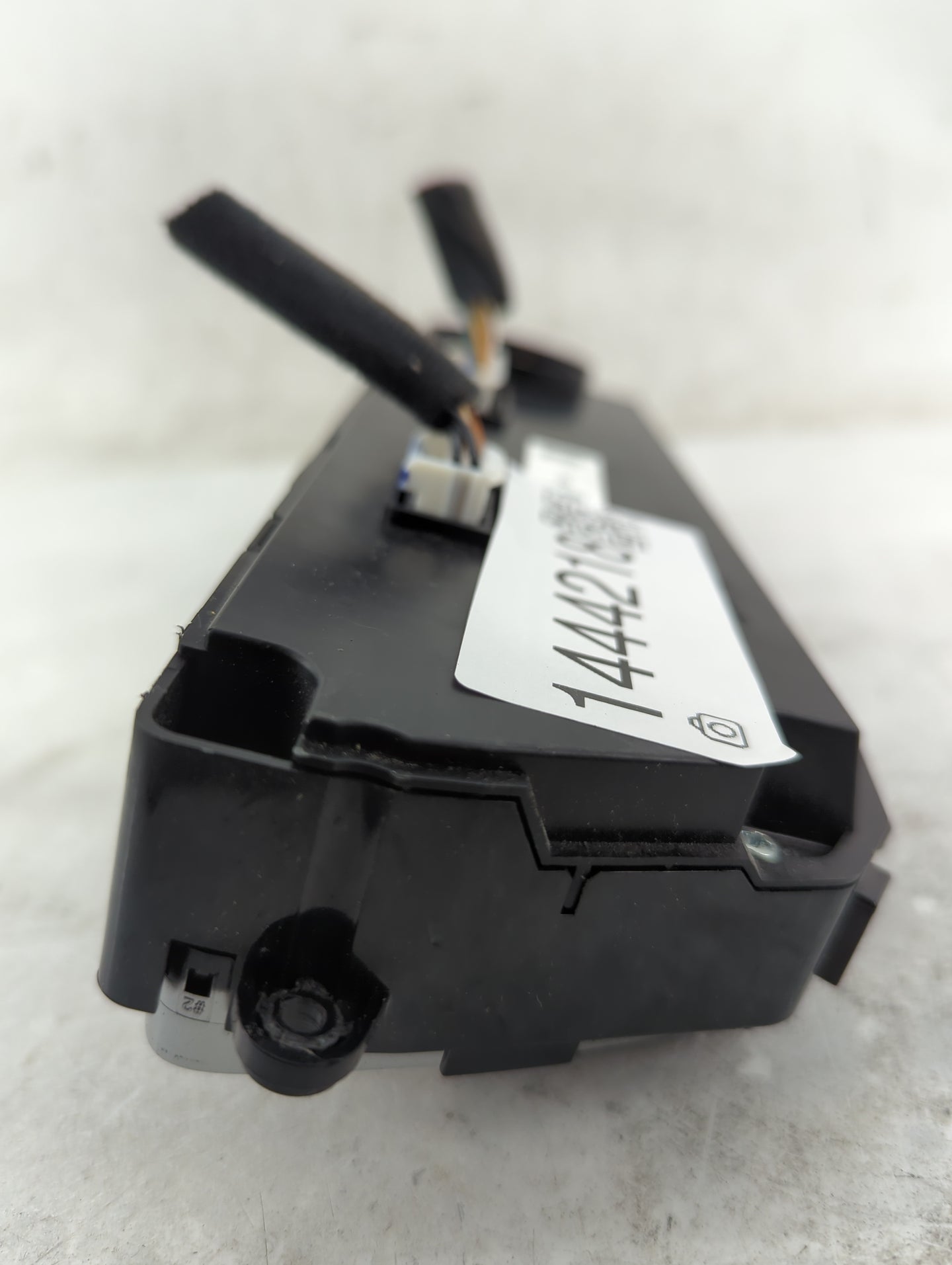2018-2019 Hyundai Sonata Climate Control Module Temperature AC/Heater Replacement P/N:97250-C2AA0ZL5 Fits Fits 2018 2019 OEM