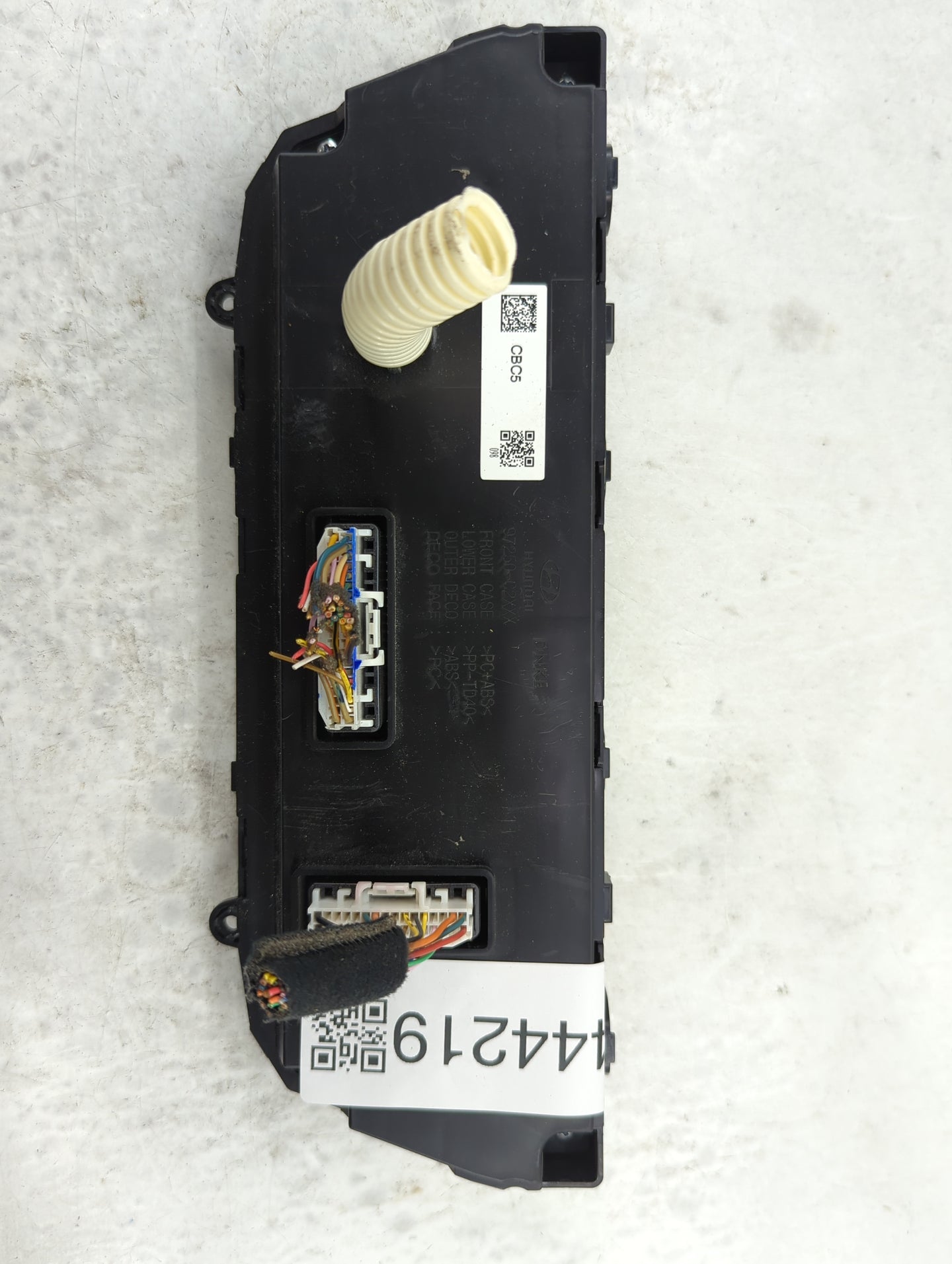 2018-2019 Hyundai Sonata Climate Control Module Temperature AC/Heater Replacement P/N:97250-C2BC0ZL5 TN237000-79631H Fits OE