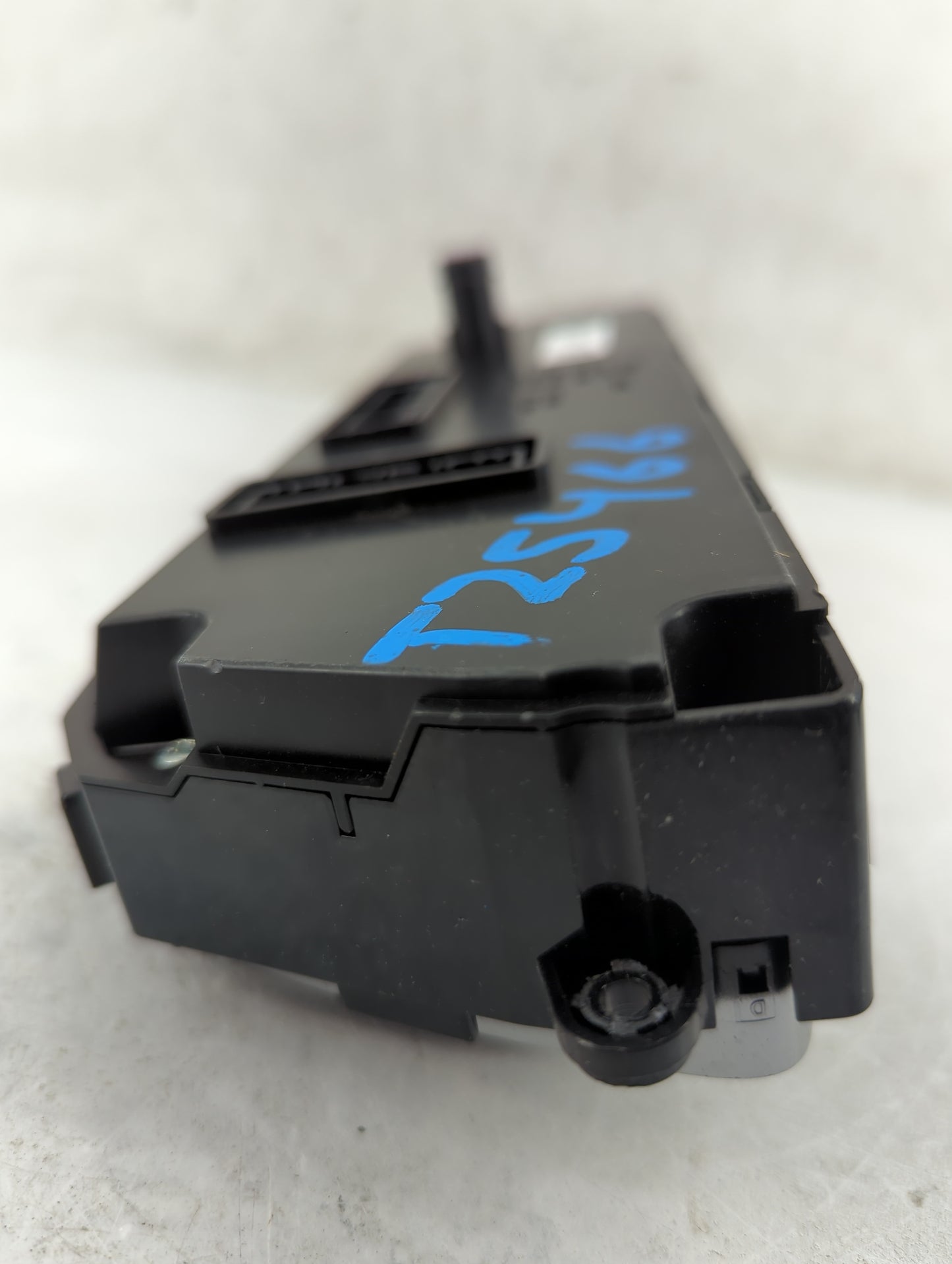 2018-2019 Hyundai Sonata Climate Control Module Temperature AC/Heater Replacement P/N:97250-C2BC0ZL5 Fits Fits 2018 2019 OEM