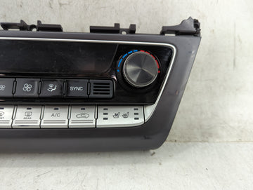 2018-2019 Hyundai Sonata Climate Control Module Temperature AC/Heater Replacement P/N:97250-C2BE0ZL5 TN237000-79831H Fits OEM Used Auto Parts