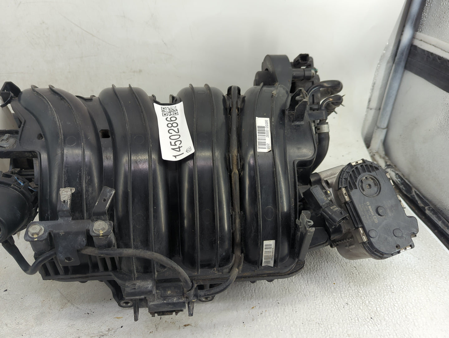 2015-2019 Hyundai Sonata Air Intake Manifold P/N:28300-2GGB0 Fits Fits 2015 2016 2017 2018 2019 2020 2021 OEM Used Auto Part