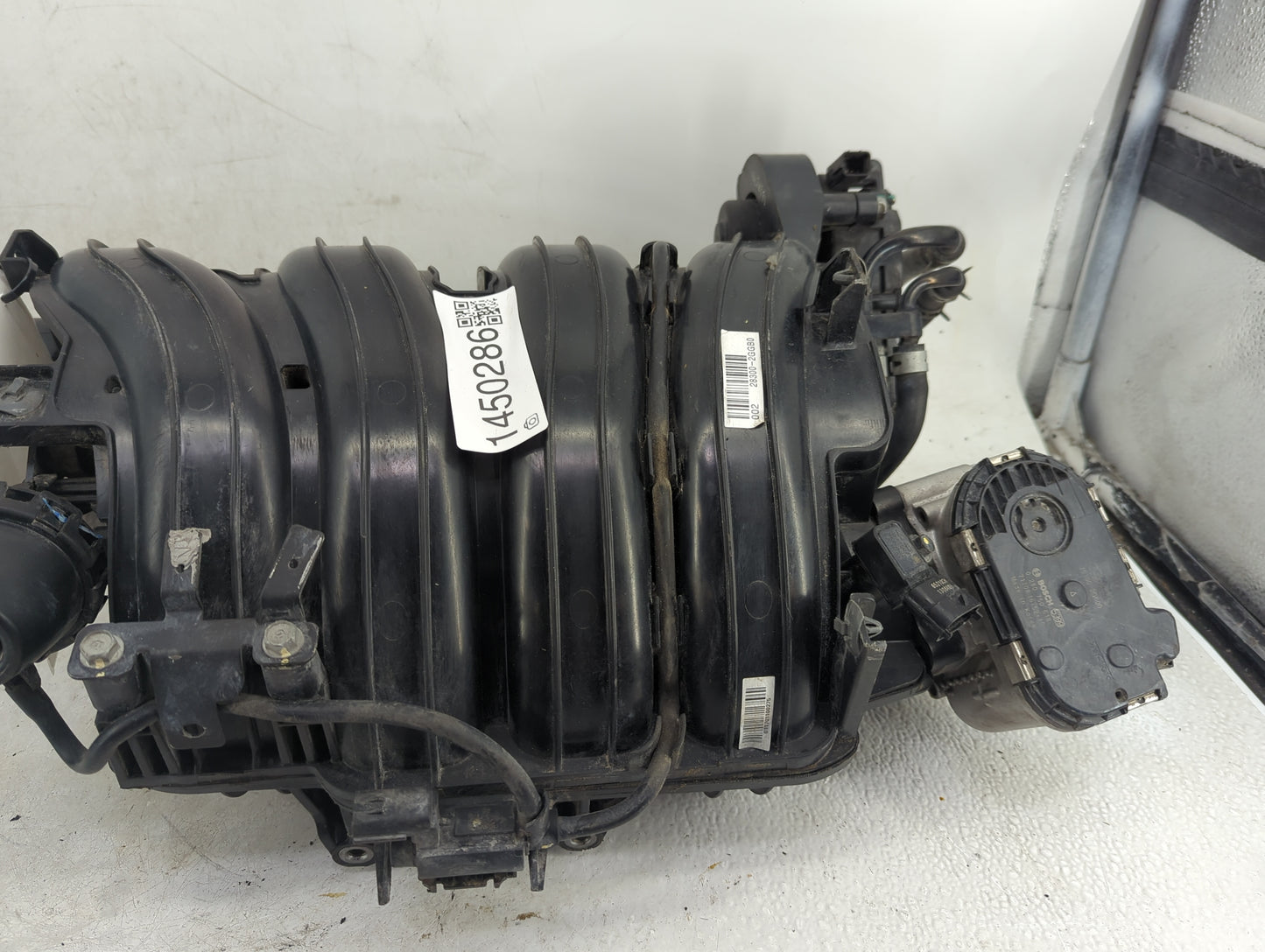 2015-2019 Hyundai Sonata Air Intake Manifold P/N:28300-2GGB0 Fits Fits 2015 2016 2017 2018 2019 2020 2021 OEM Used Auto Part