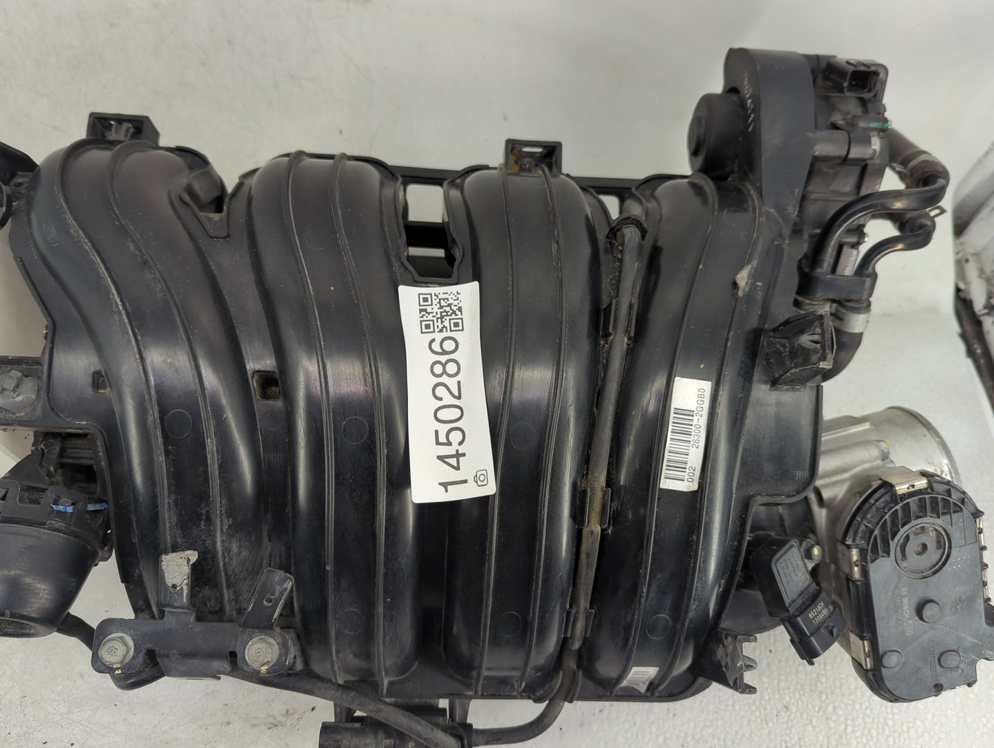 2015-2019 Hyundai Sonata Air Intake Manifold P/N:28300-2GGB0 Fits Fits 2015 2016 2017 2018 2019 2020 2021 OEM Used Auto Part