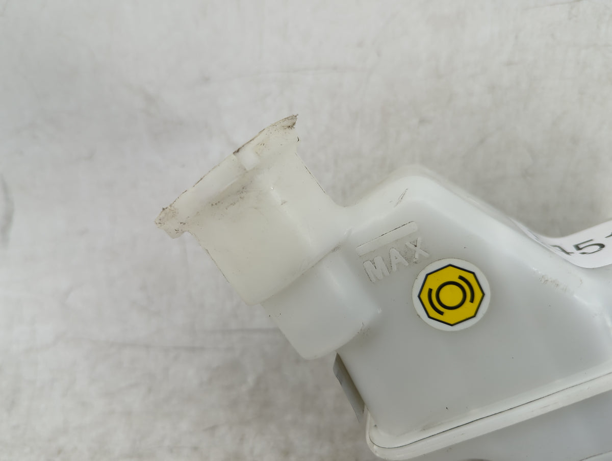 2015-2019 Hyundai Sonata Brake Master Cylinder 1451094 - Oemusedautoparts1.com